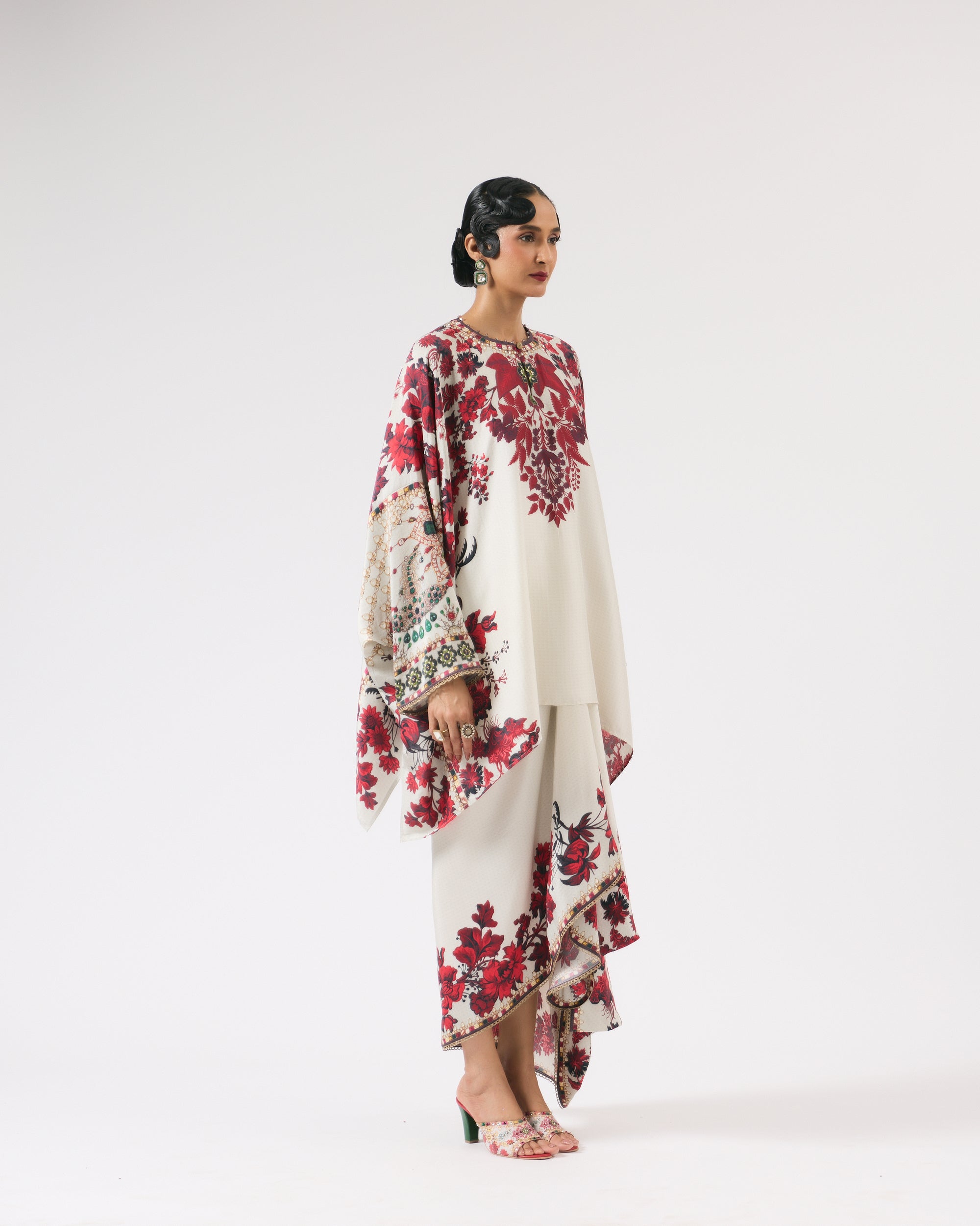 Nizam : Insha - Ivory/Red