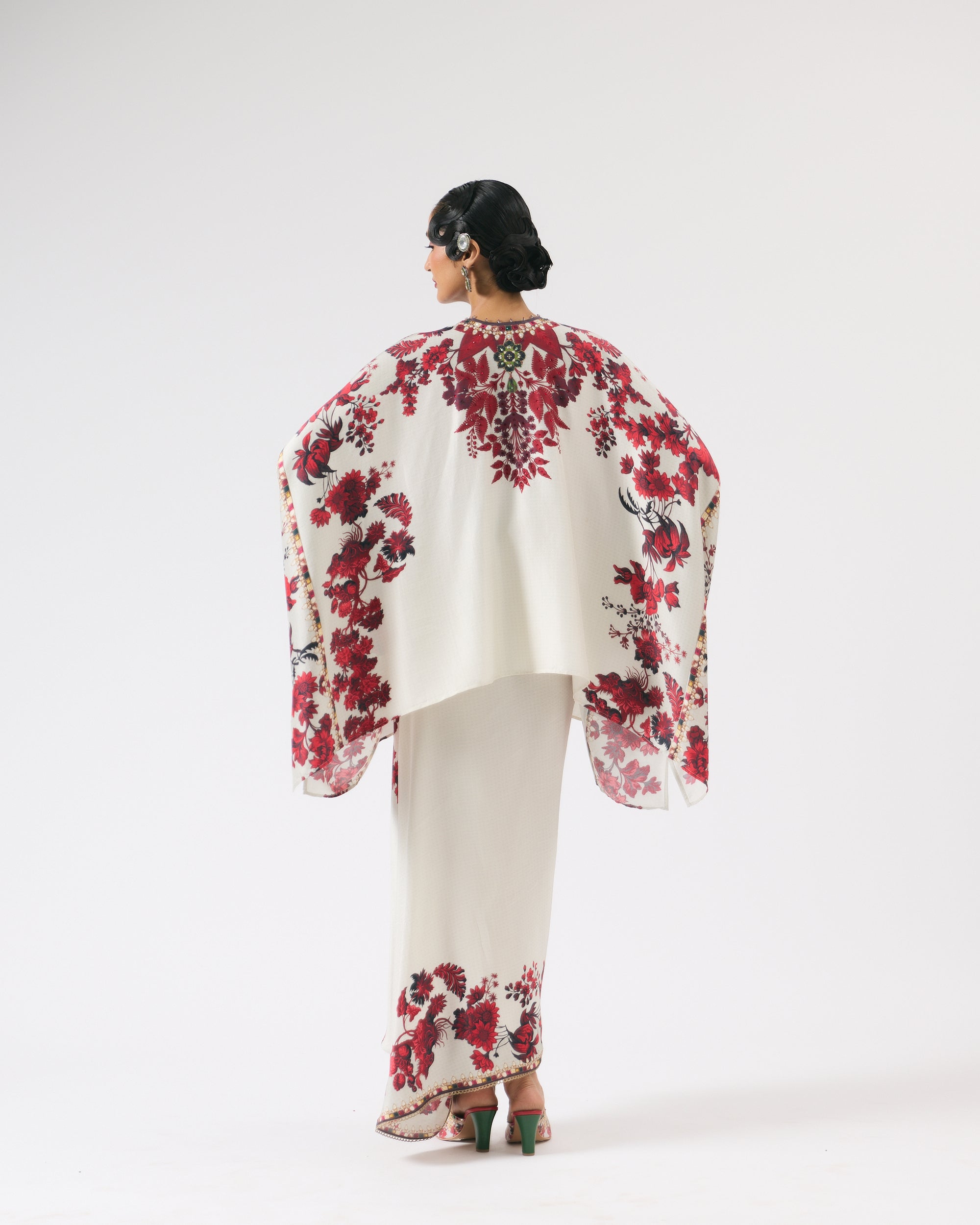Nizam : Insha - Ivory/Red