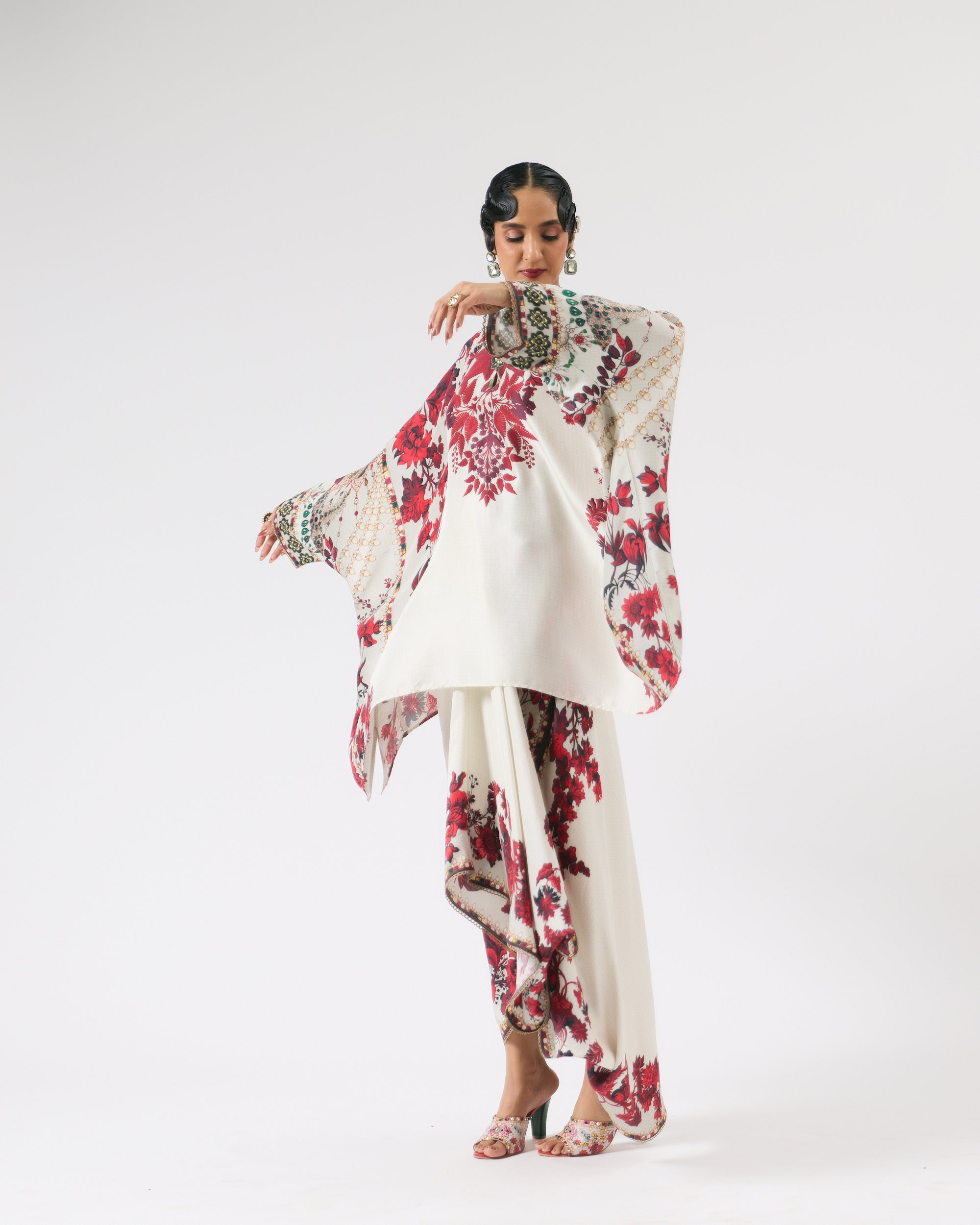 Nizam : Insha - Ivory/Red