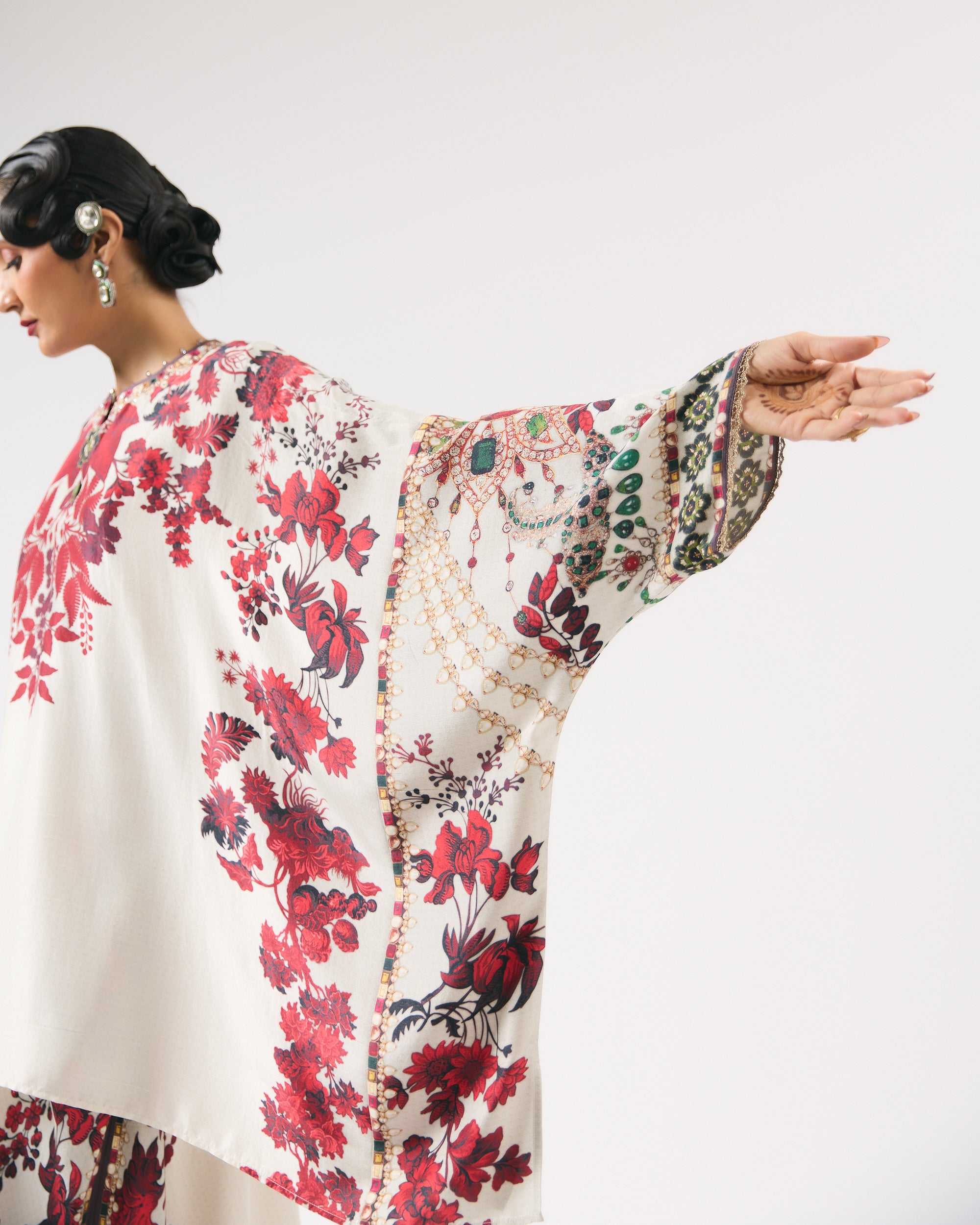 Nizam : Insha - Ivory/Red