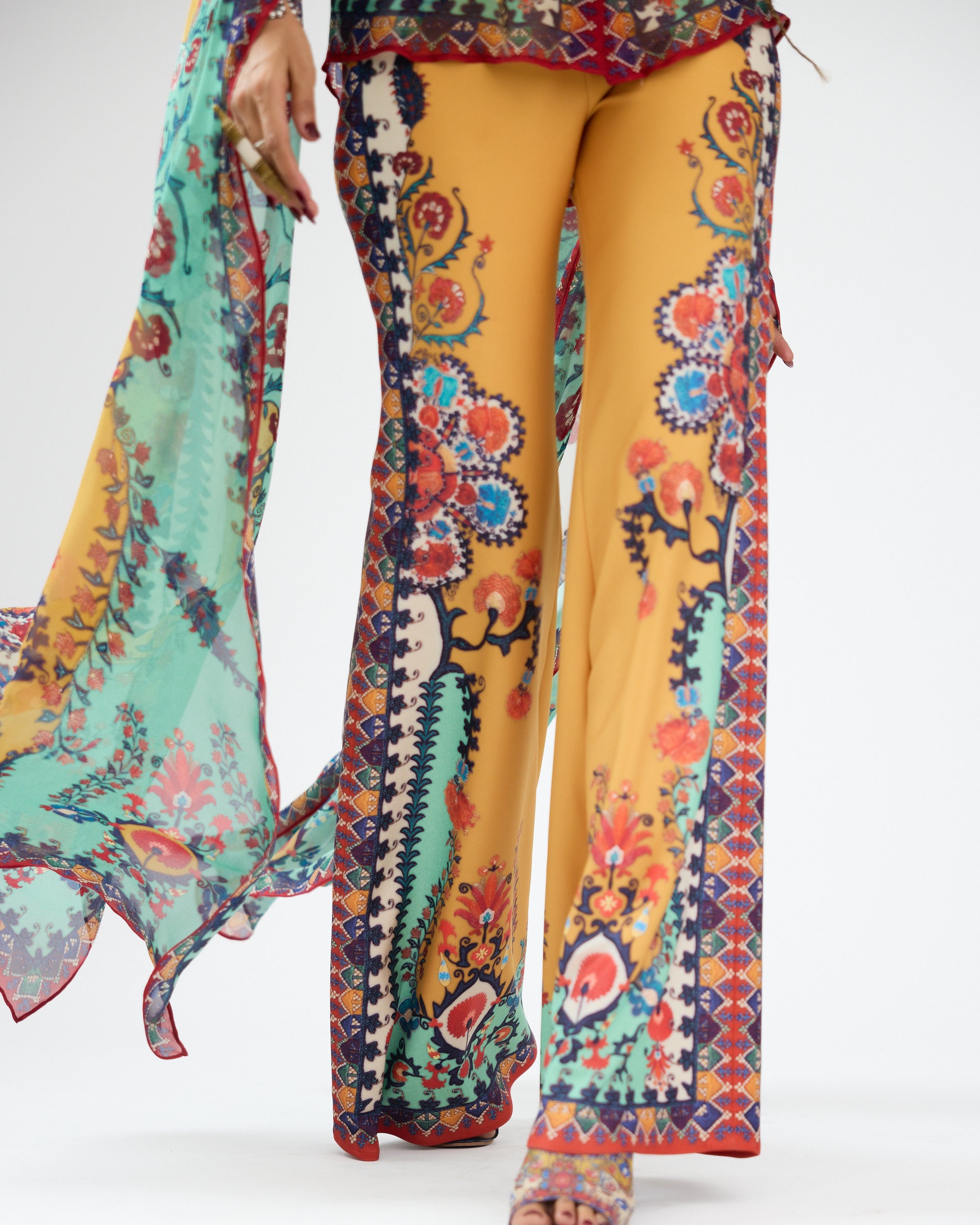 A Bukhara Summer : Maaya - Mint/Mustard