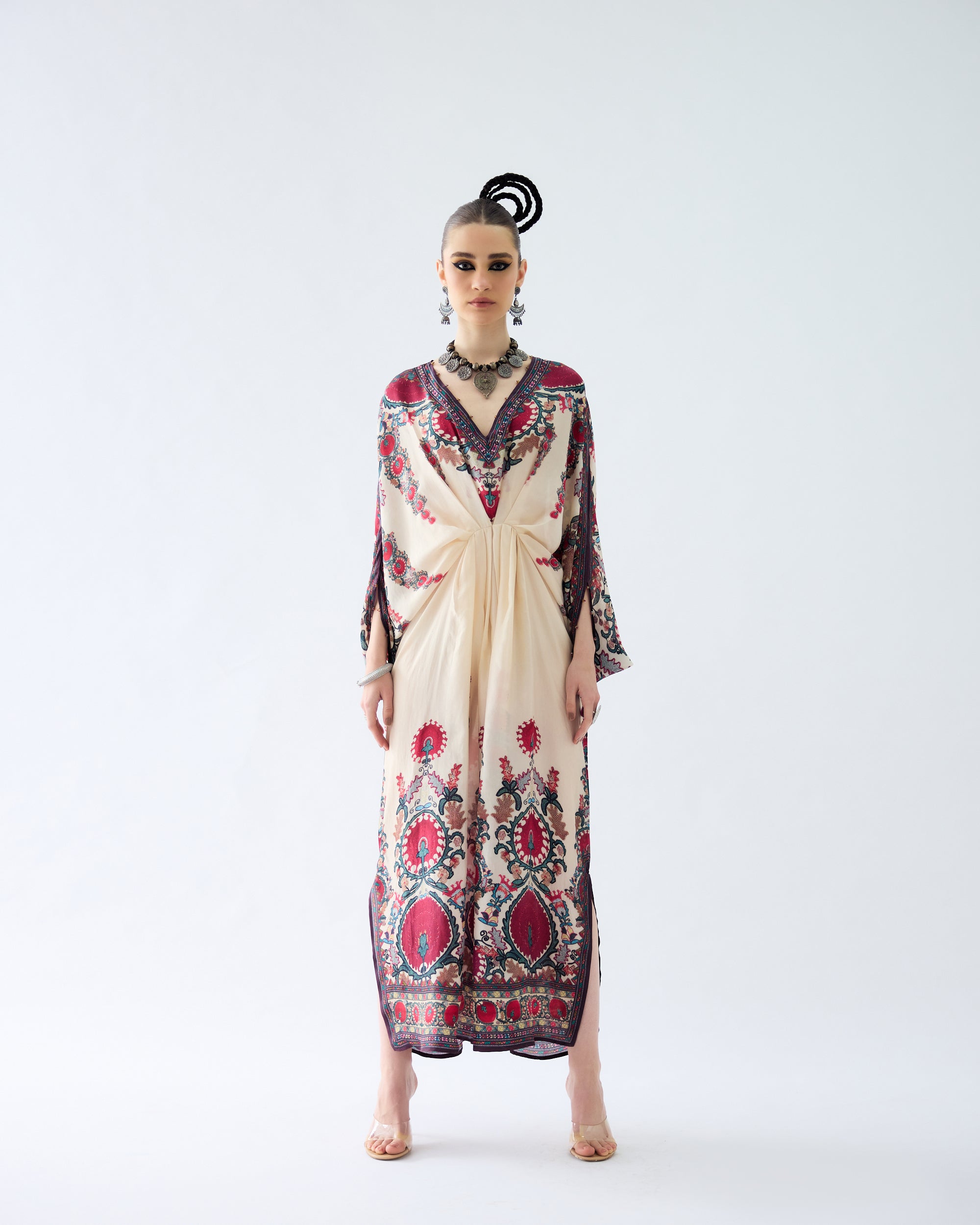 Bukhara : Rasika - Maroon
