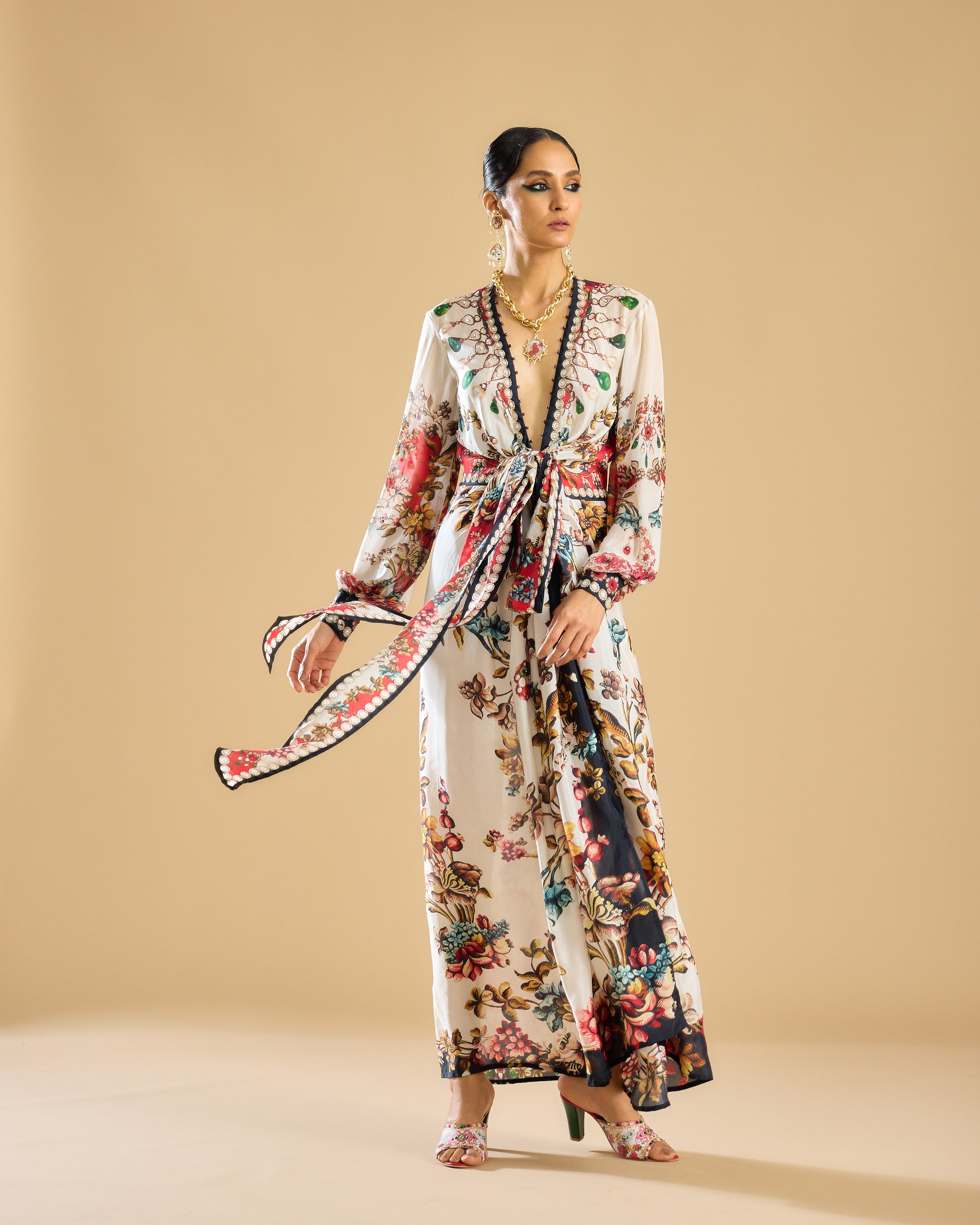 Nizam : Viviana - Ivory/Red