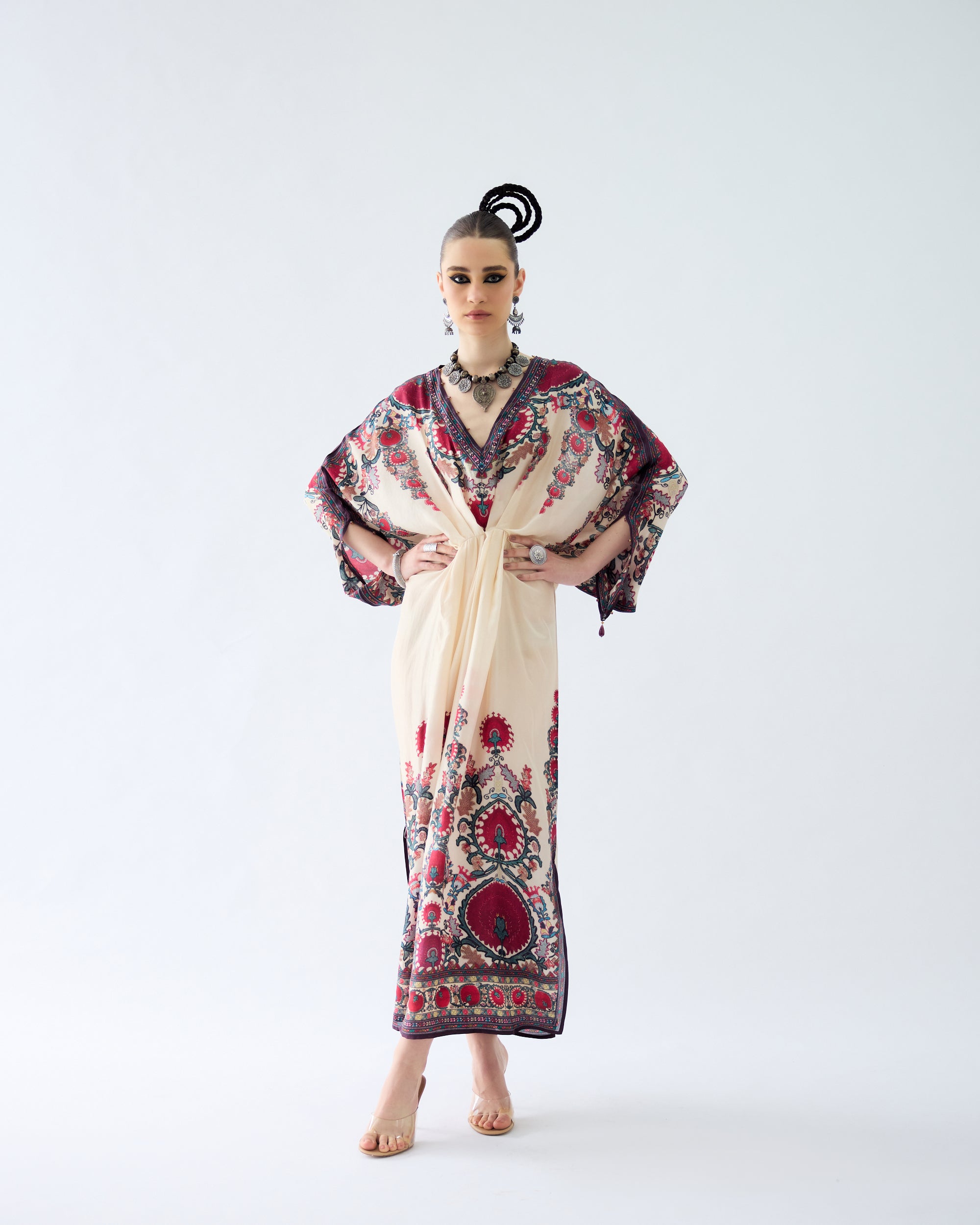 Bukhara : Rasika - Maroon