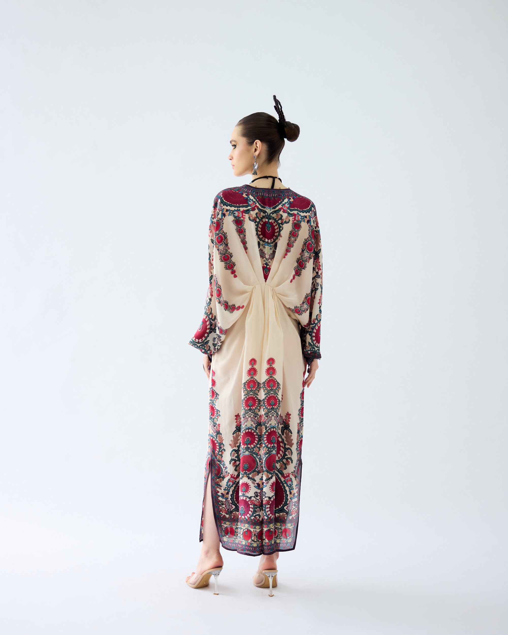Bukhara : Rasika - Maroon
