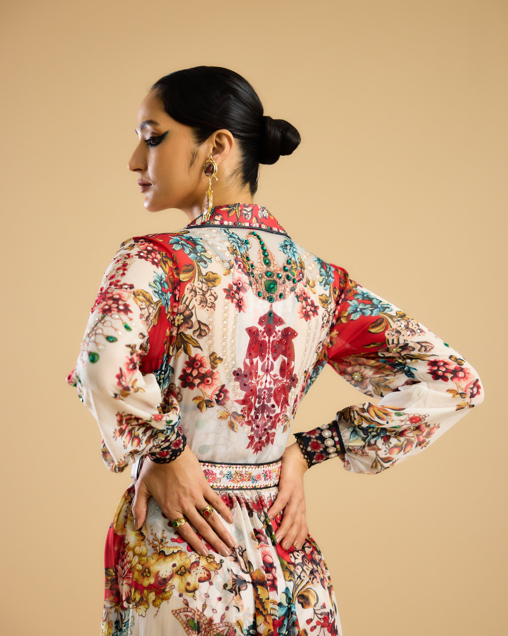 Nizam : Taia - Ivory/Red