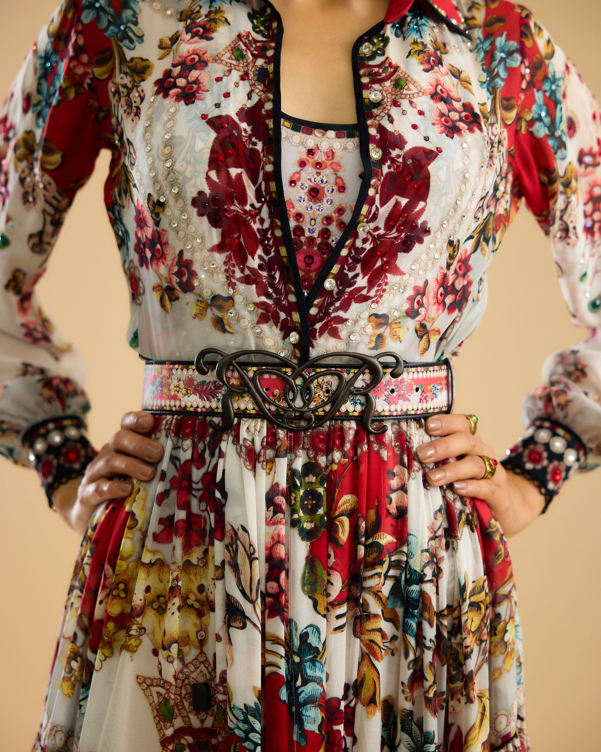 Nizam : Taia - Ivory/Red