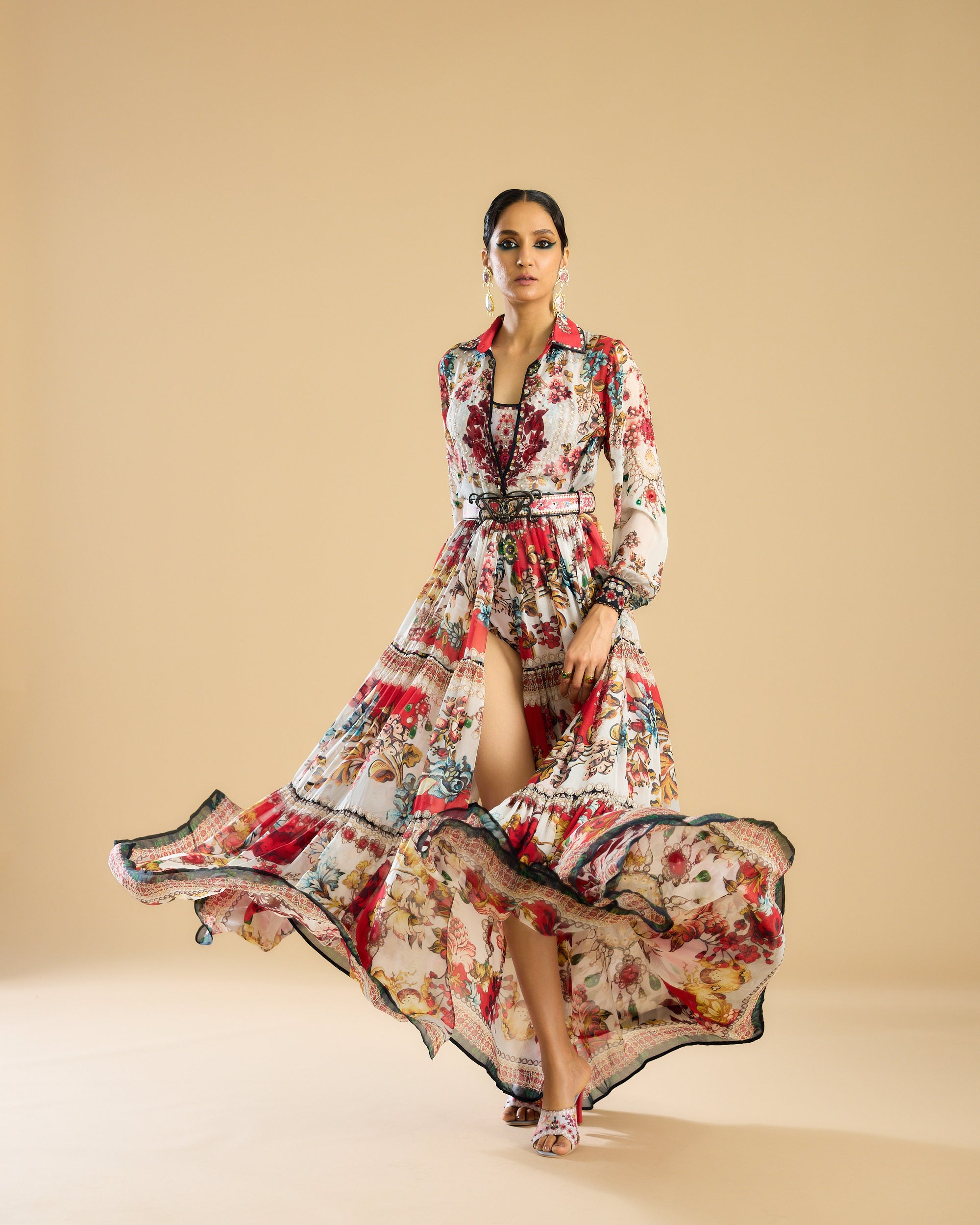 Nizam : Taia - Ivory/Red