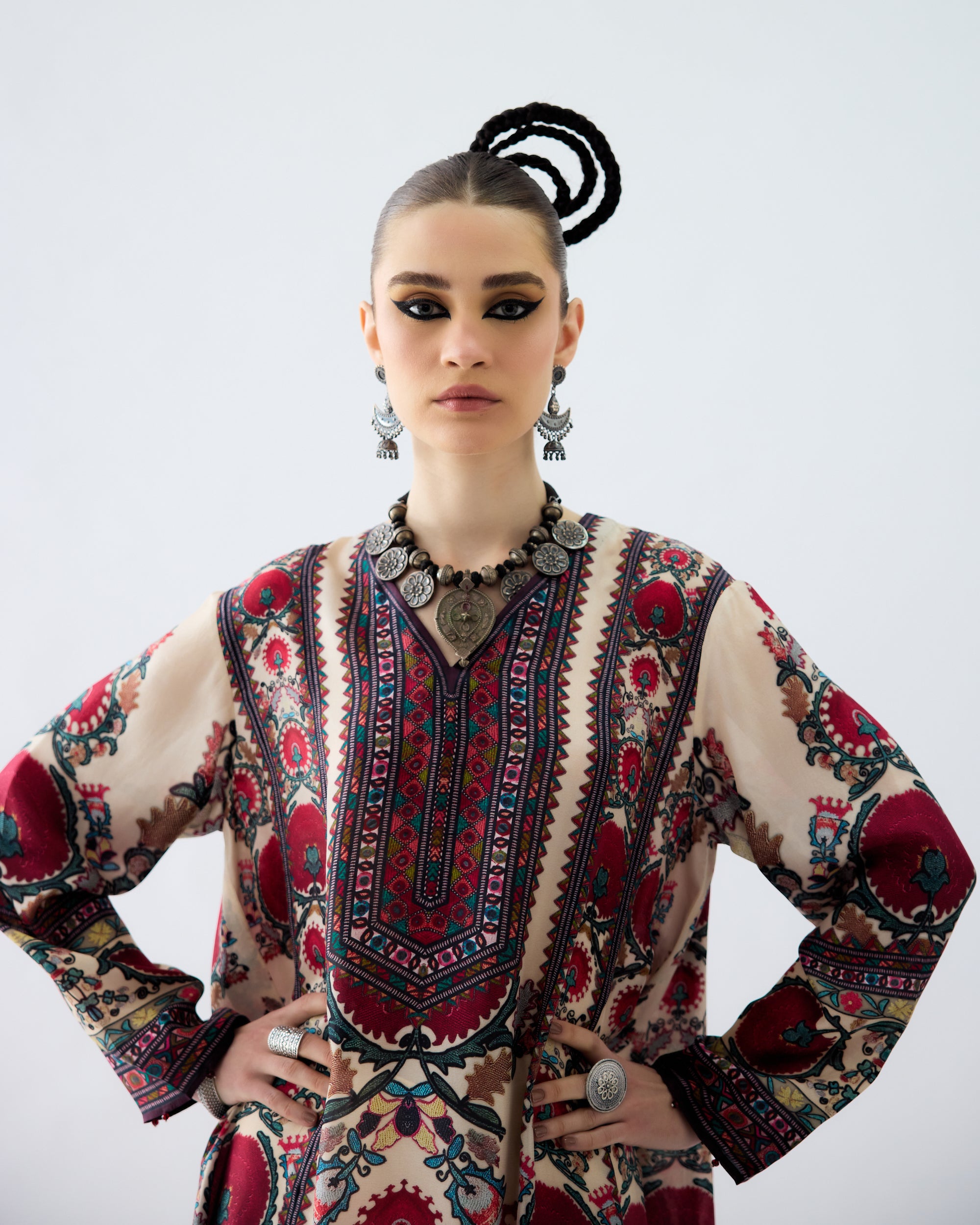 Bukhara : Ada - Maroon