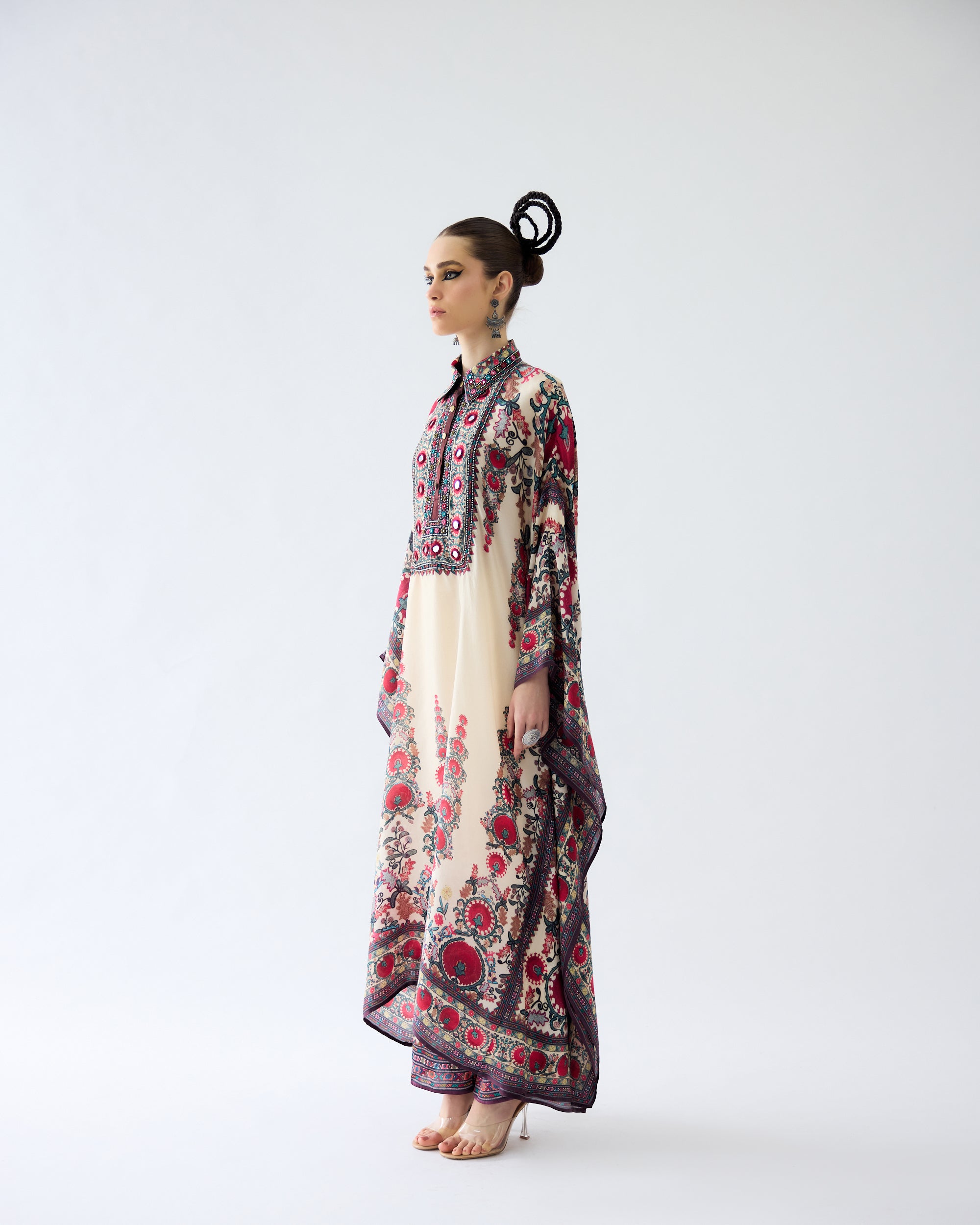 Bukhara : Sharifa - Maroon