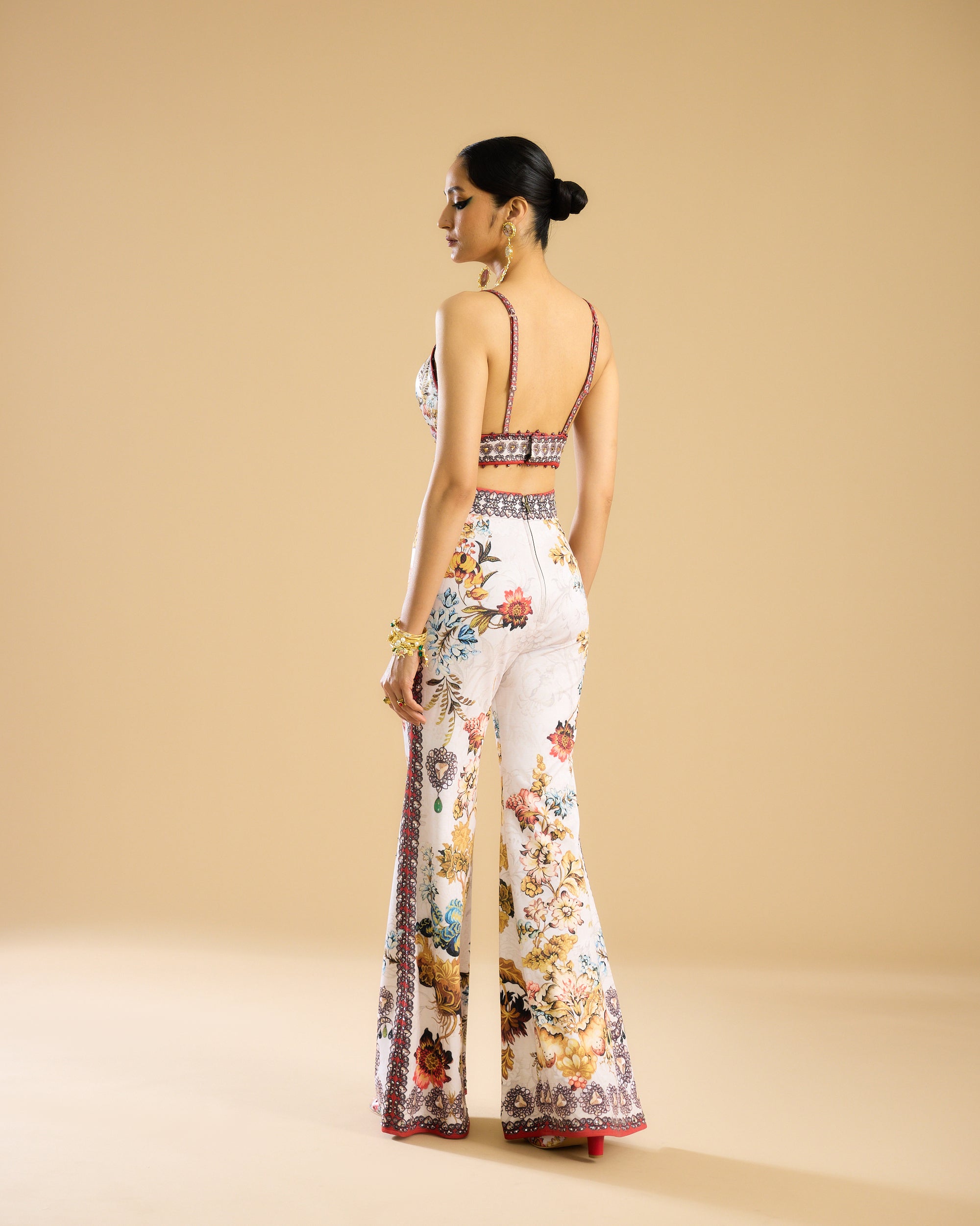 Nizam : Freya - Ivory/Red