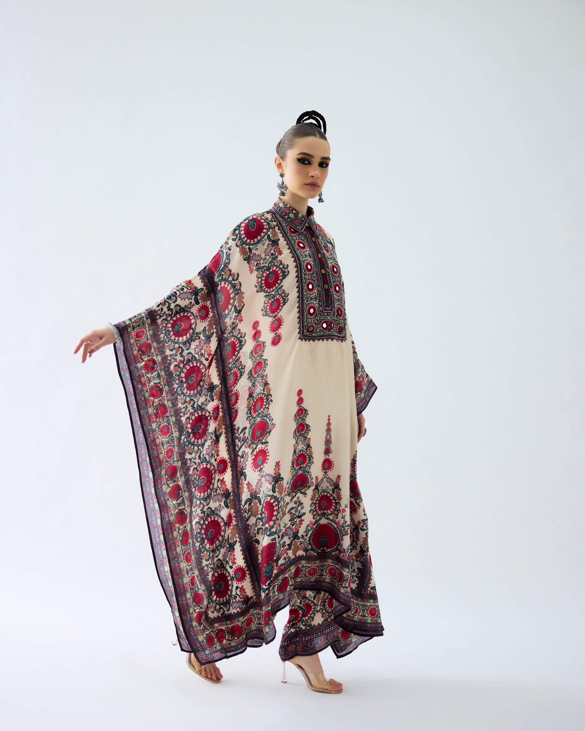 Bukhara : Sharifa - Maroon