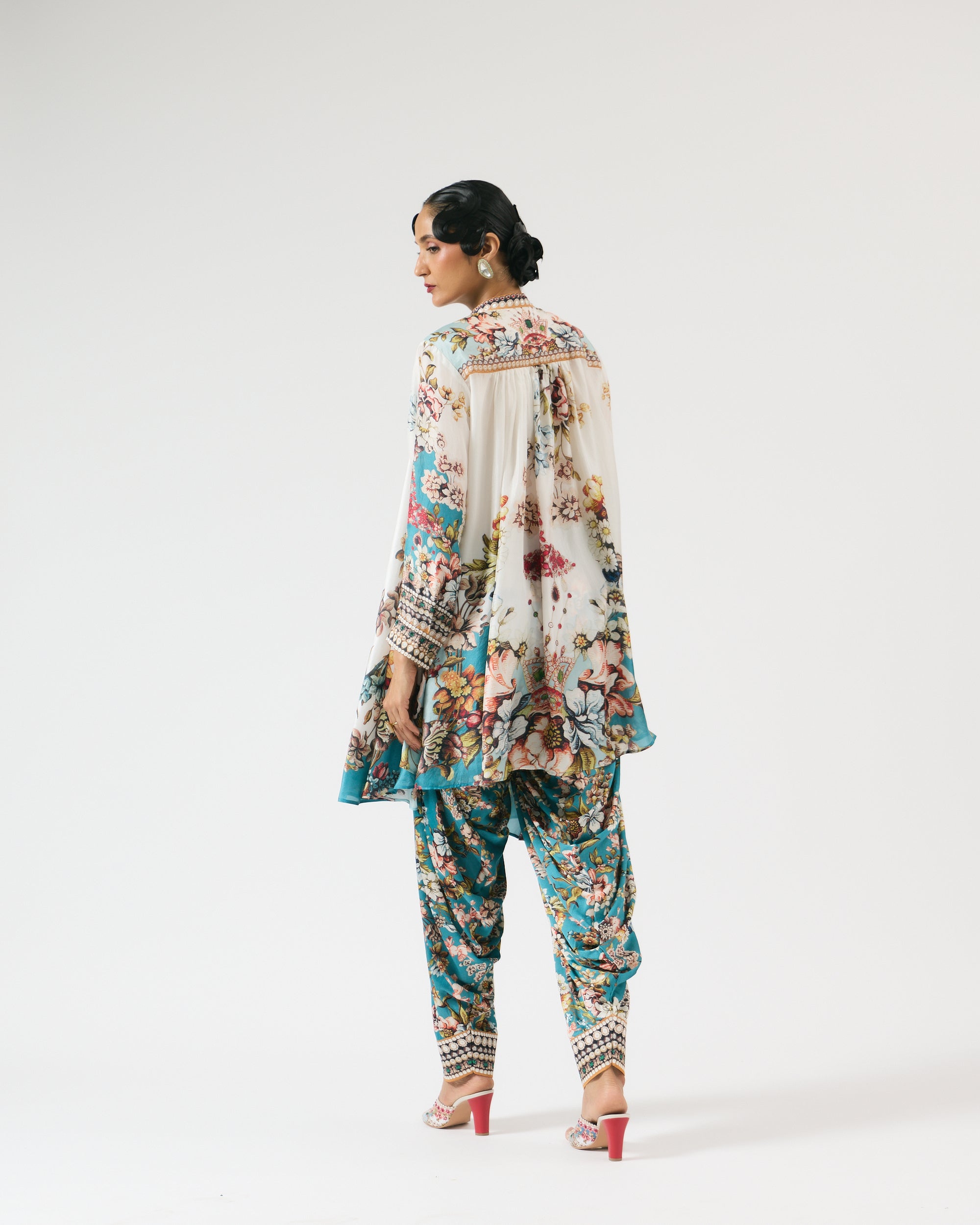 Nizam : Nilofer - Ivory/Aqua