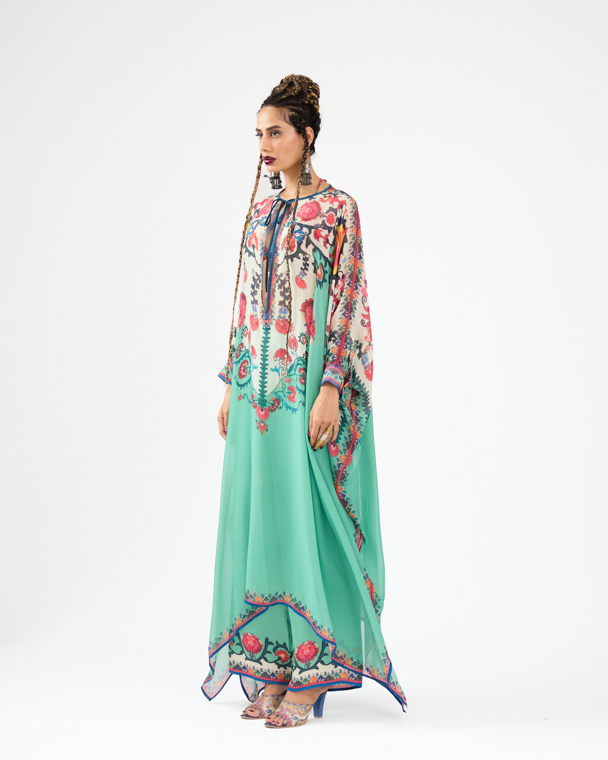 A Bukhara Summer : Aminaz - Mint