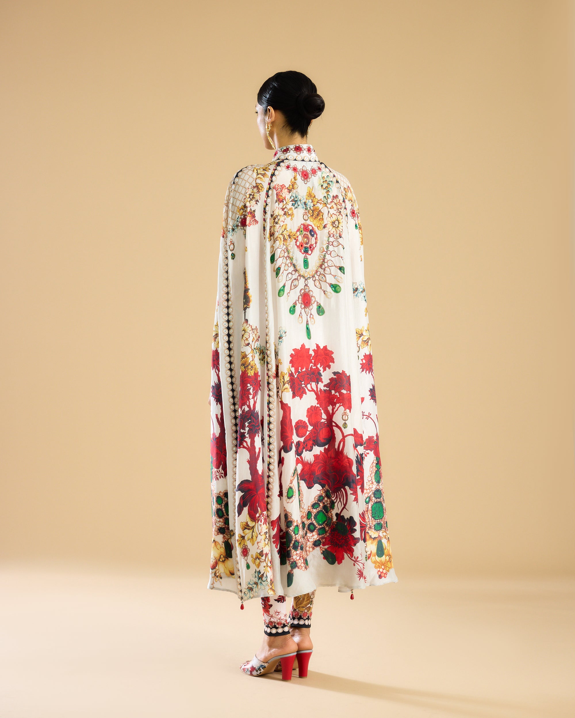 Nizam : Kandisa - Ivory/Red