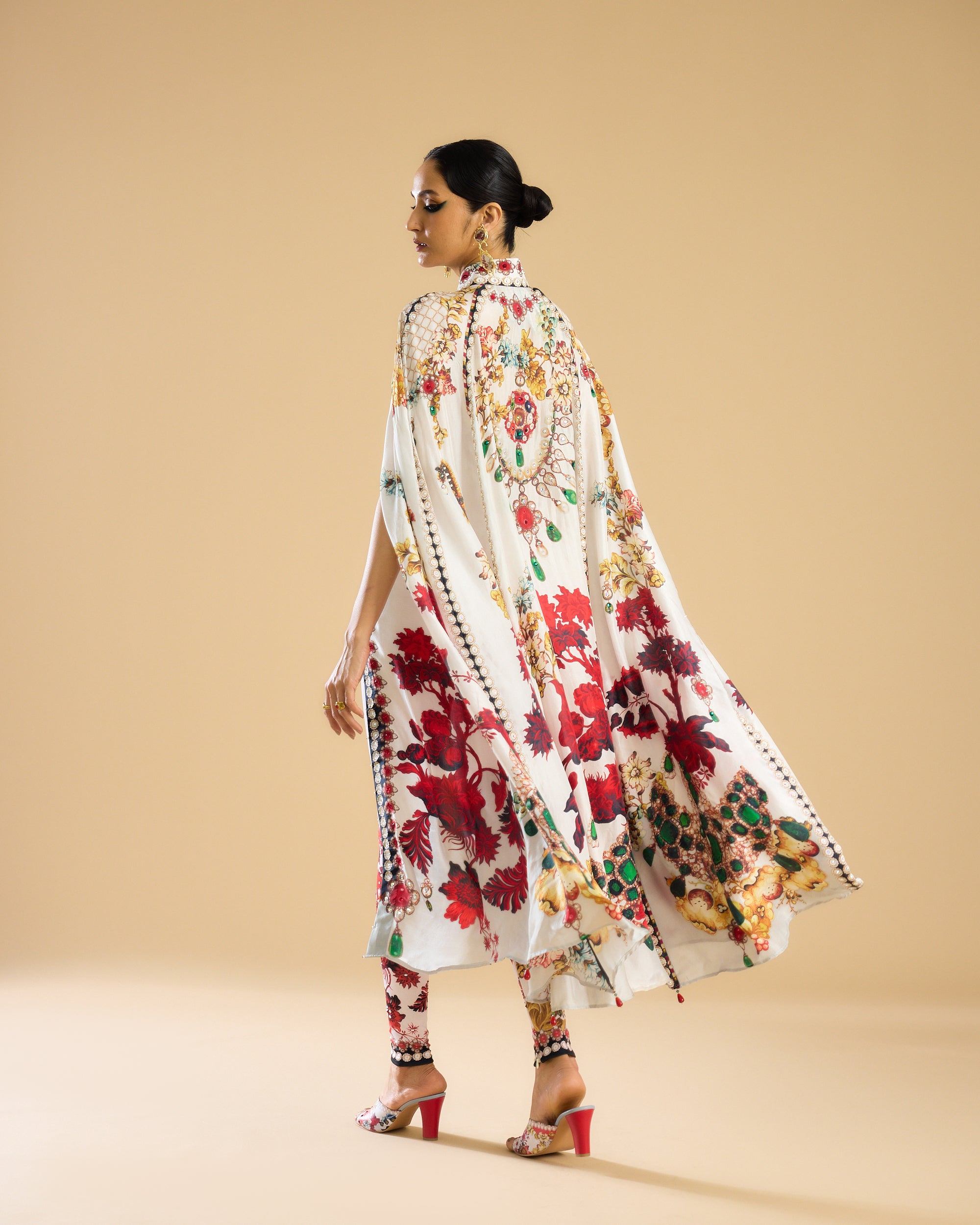 Nizam : Kandisa - Ivory/Red