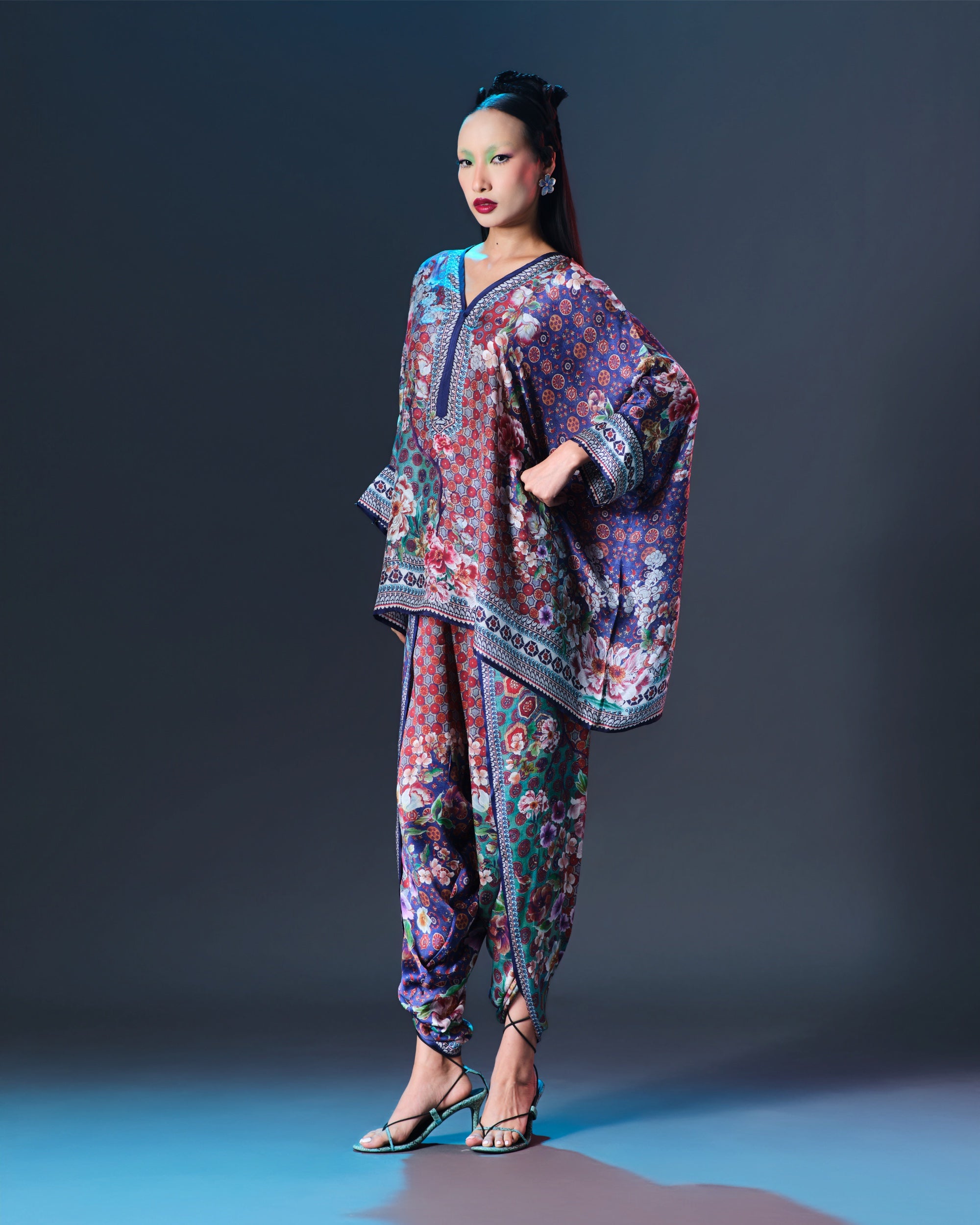 Ikebana : Chanel/Sonth - Multi
