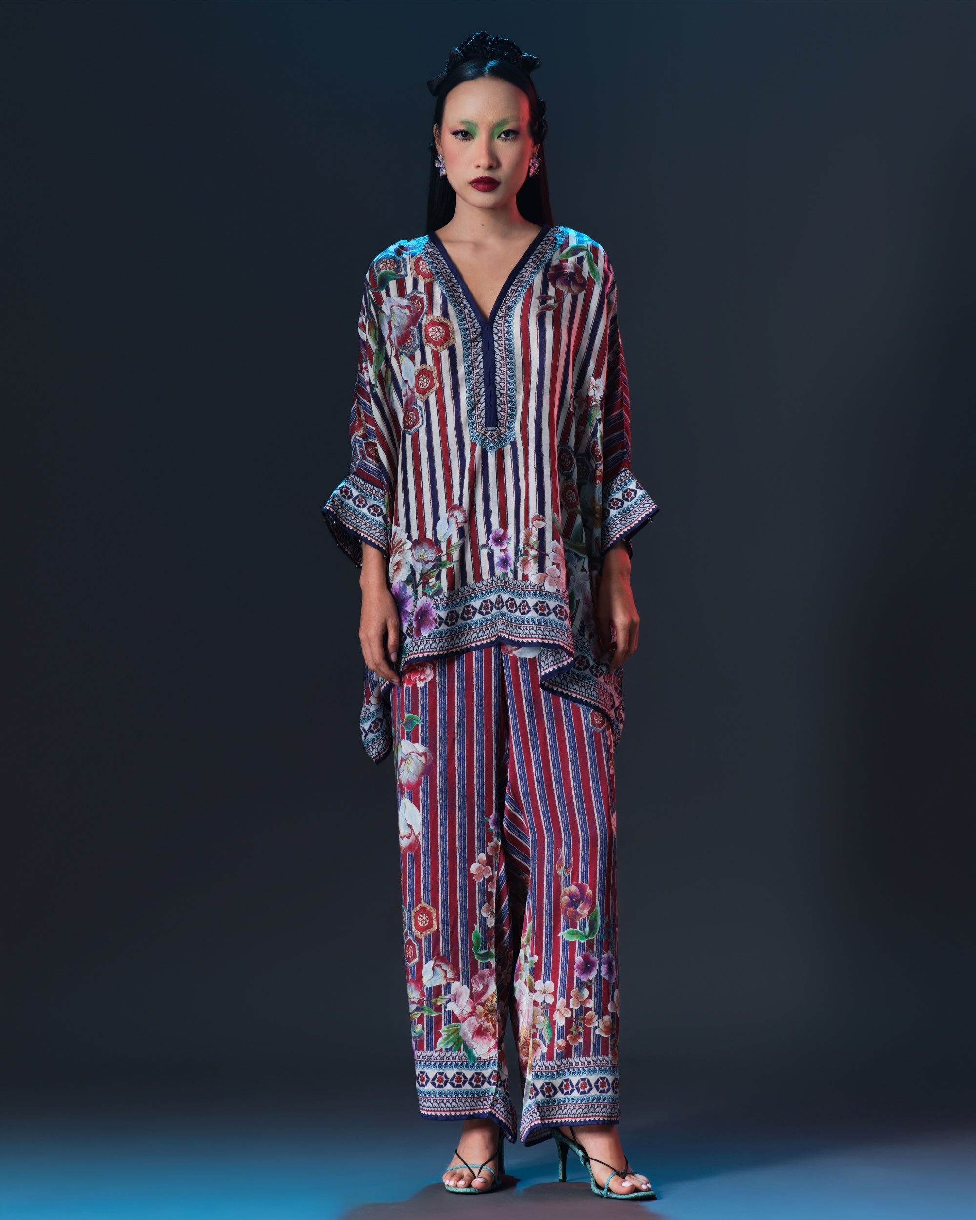 Ikebana : Chanel - Stripe