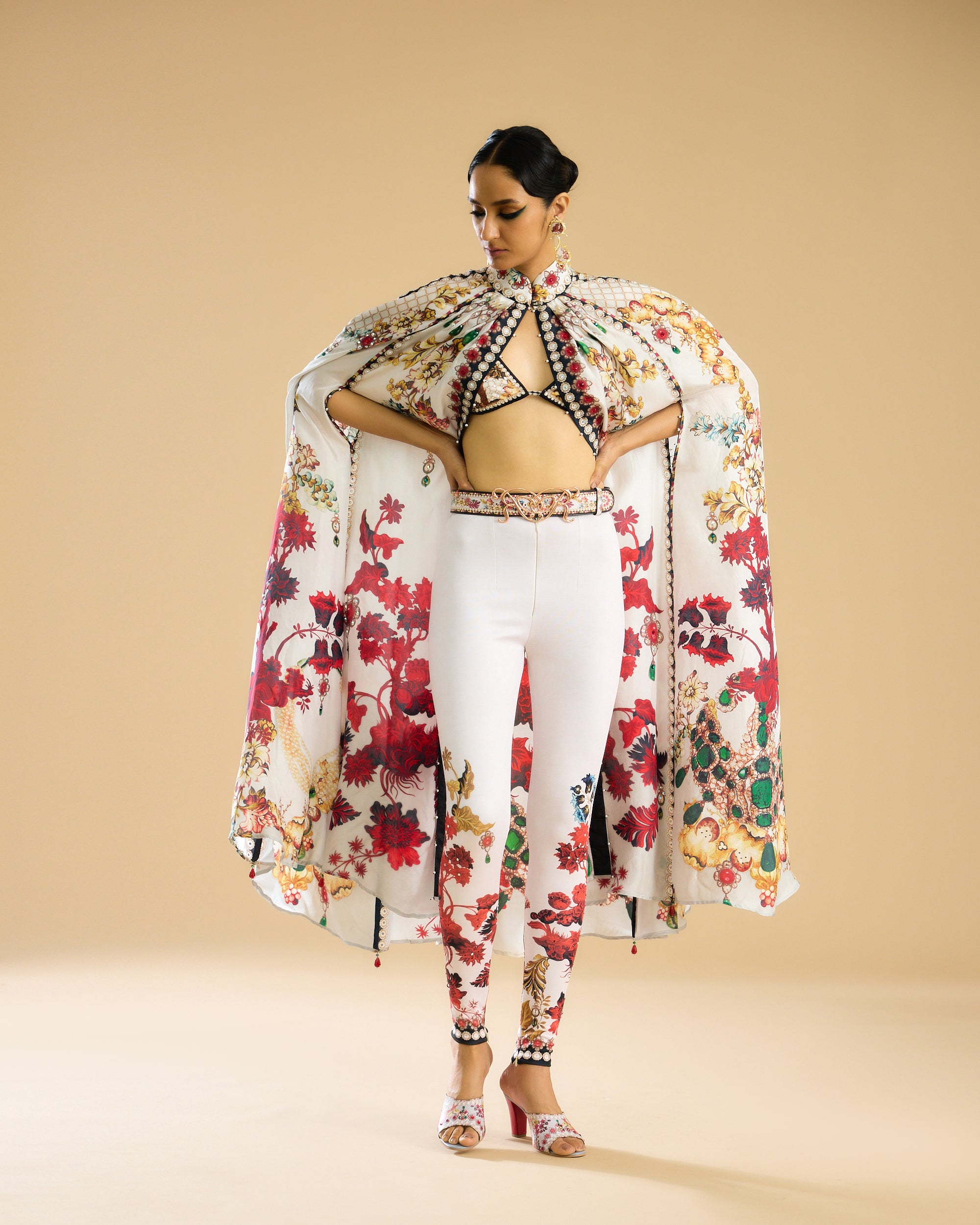 Nizam : Kandisa - Ivory/Red
