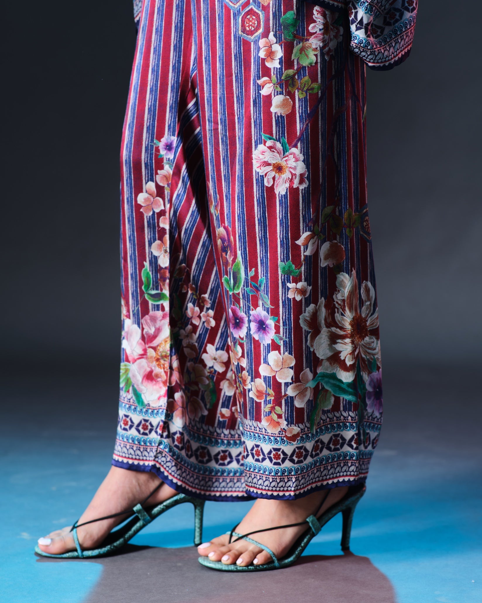 Ikebana : Chanel - Stripe