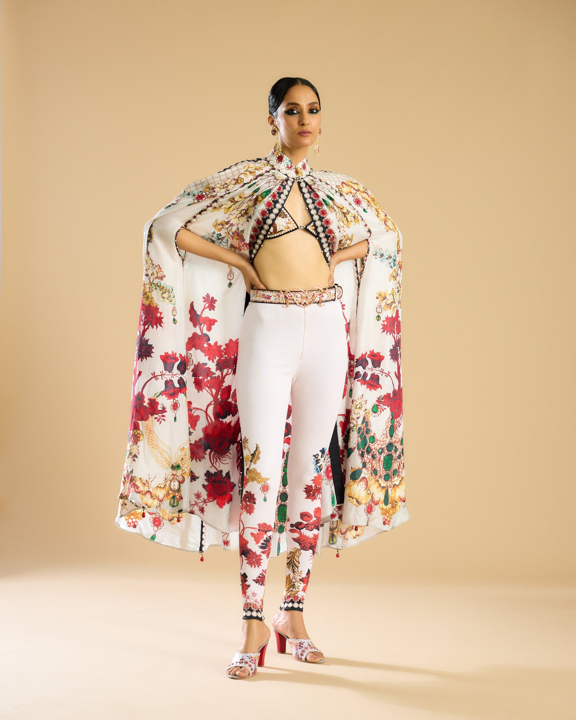 Nizam : Kandisa - Ivory/Red