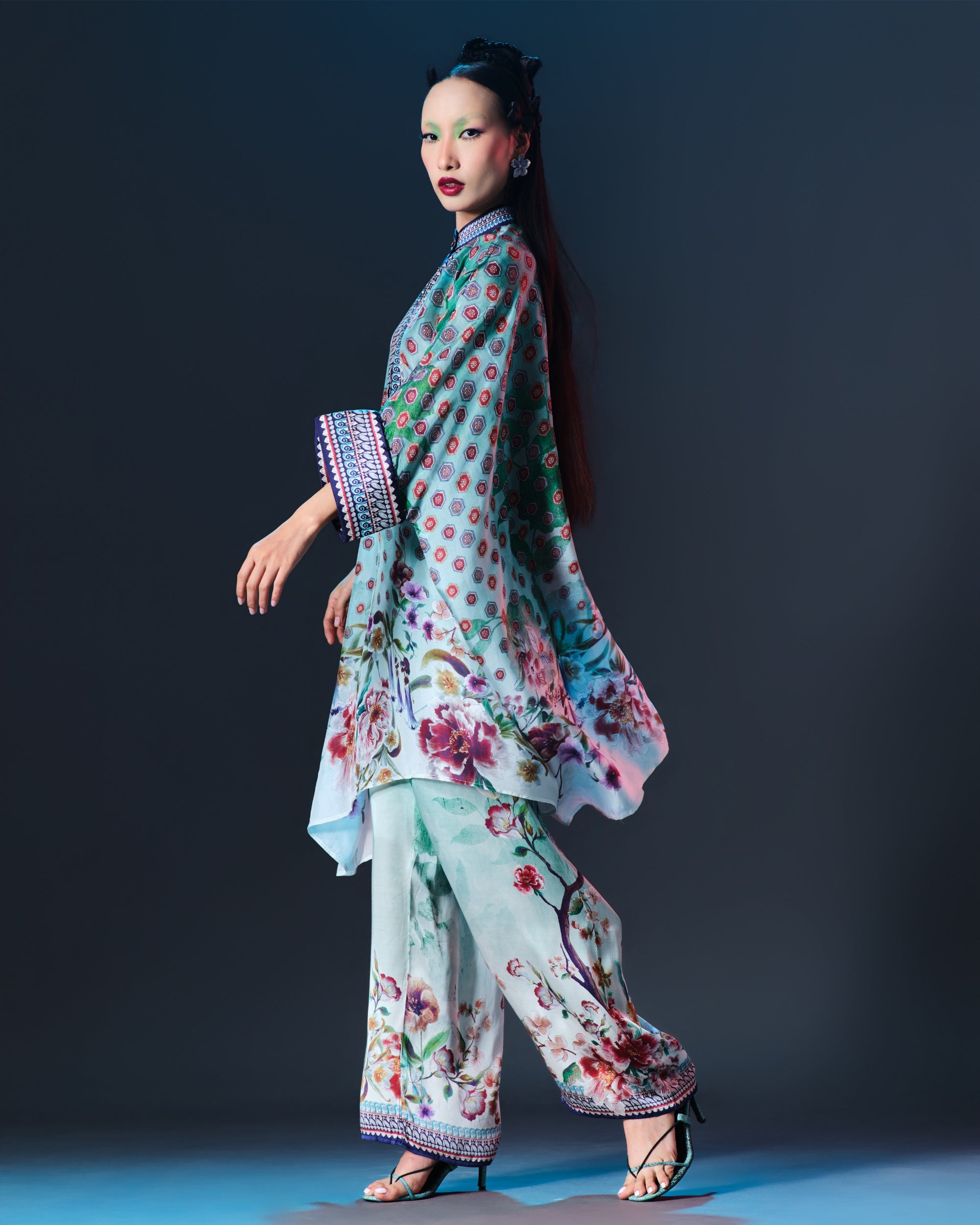 Ikebana : Chanel 36" - Jade