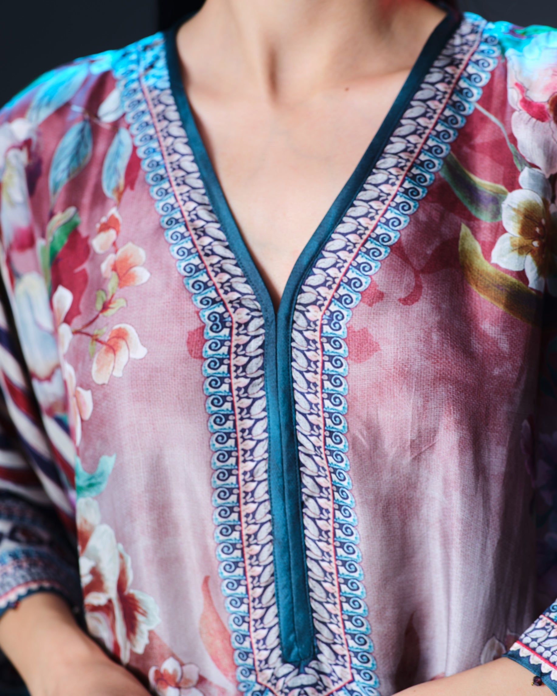 Ikebana : Chantelle 42" - Stripe