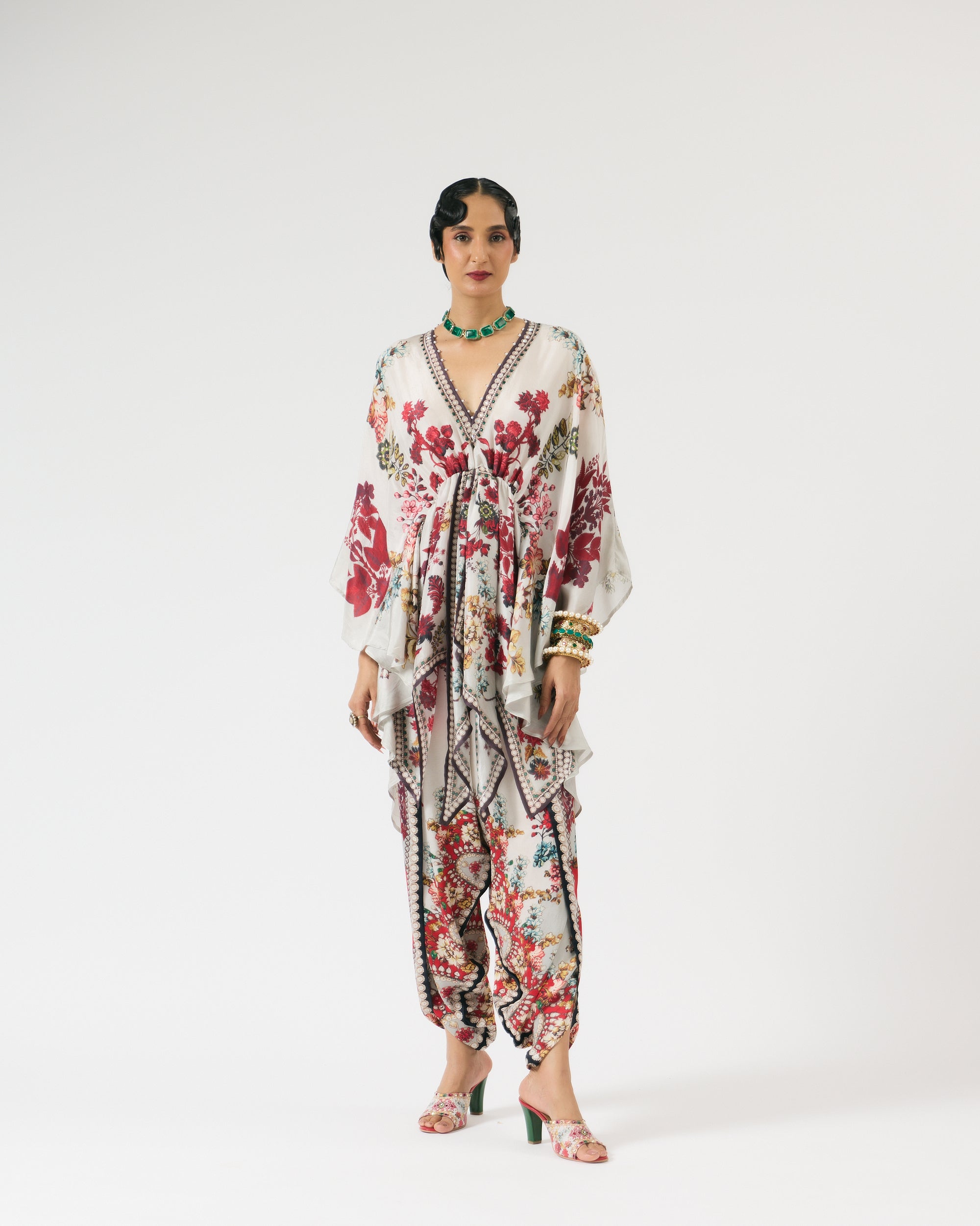 Nizam : Inayat - Ivory/Red