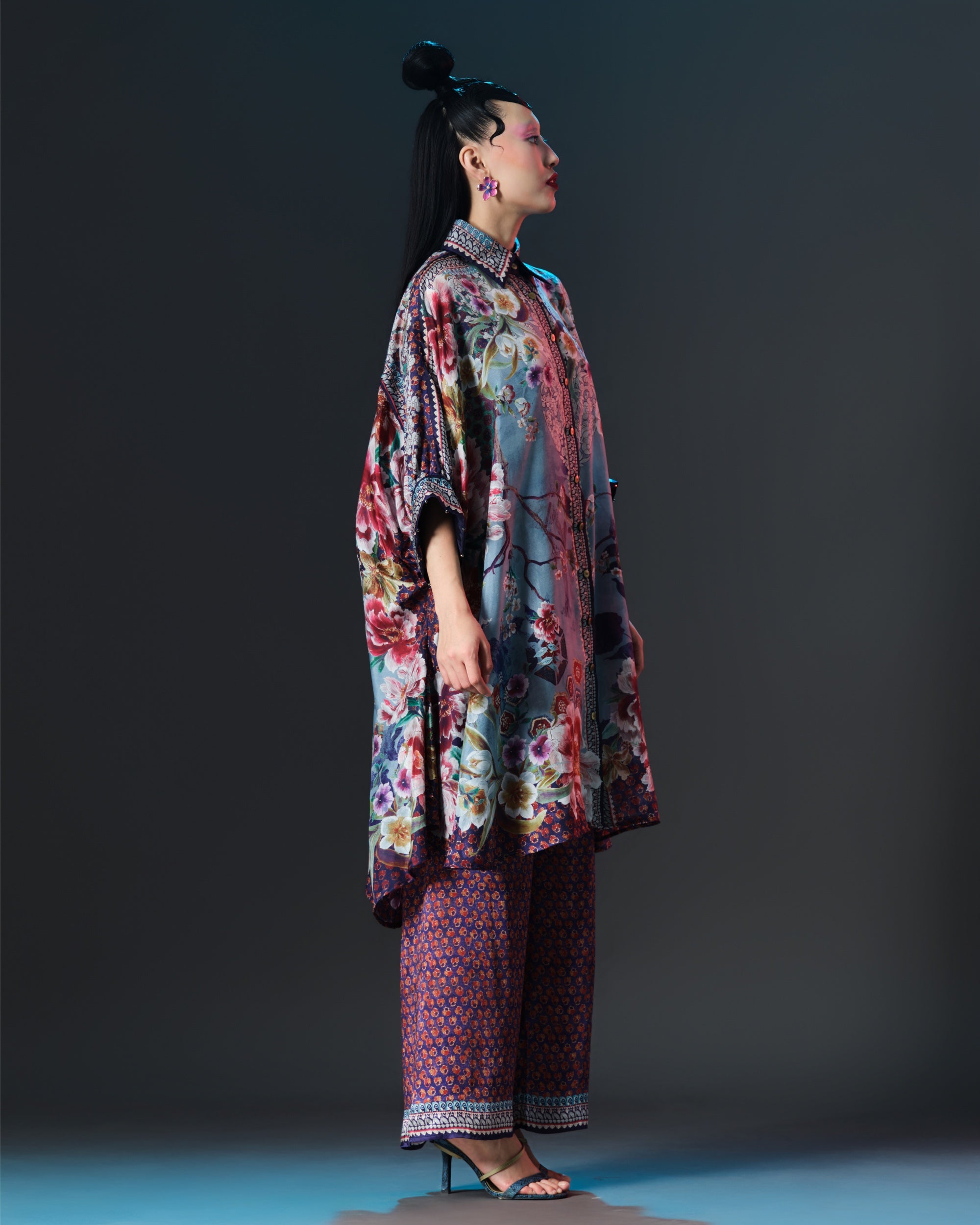 Ikebana : Kamara - Blue Slate