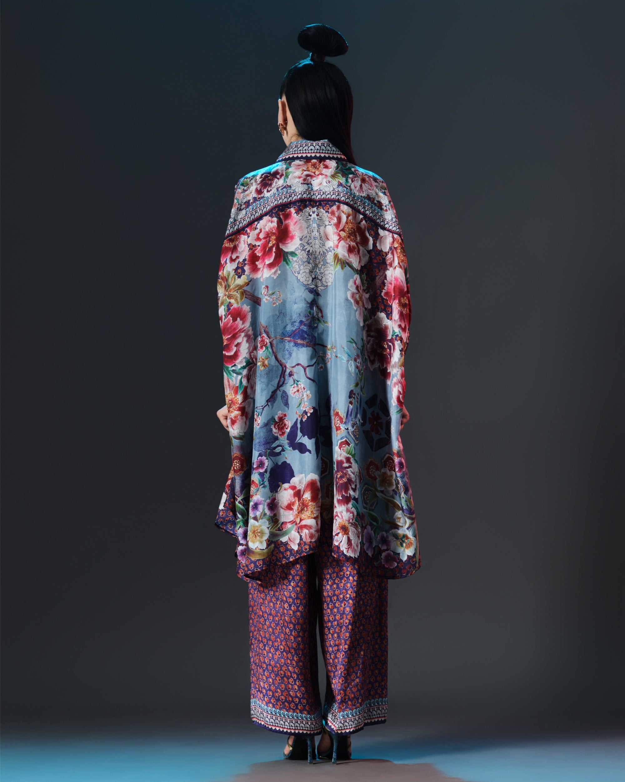 Ikebana : Kamara - Blue Slate