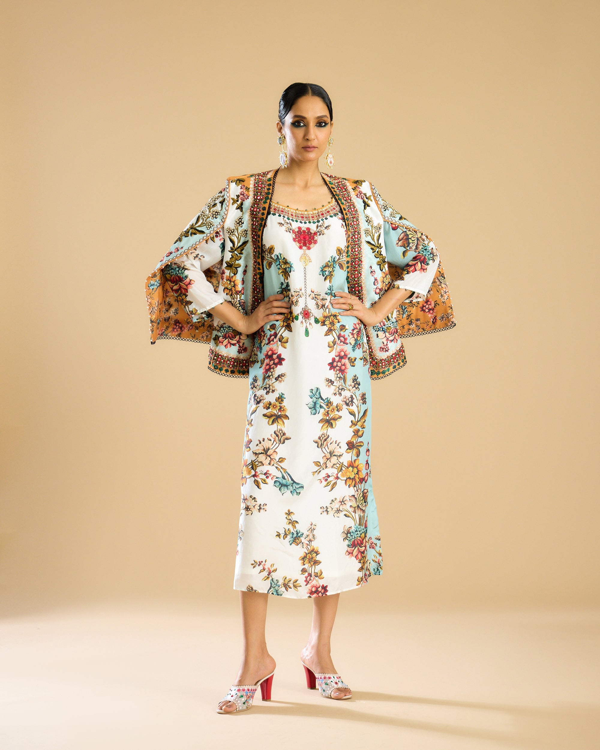 Nizam : Madina/Dasha - Ivory/Aqua
