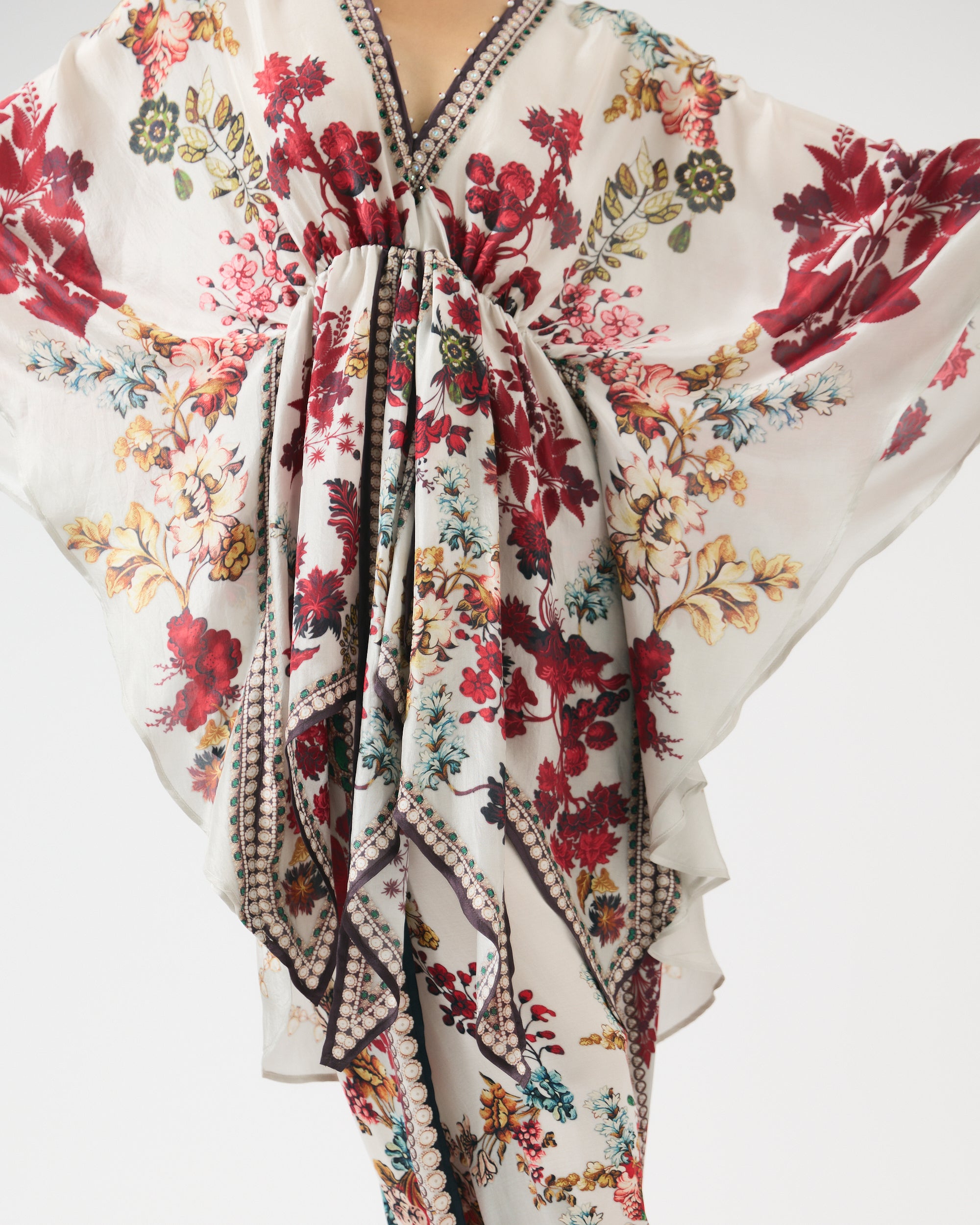 Nizam : Inayat - Ivory/Red