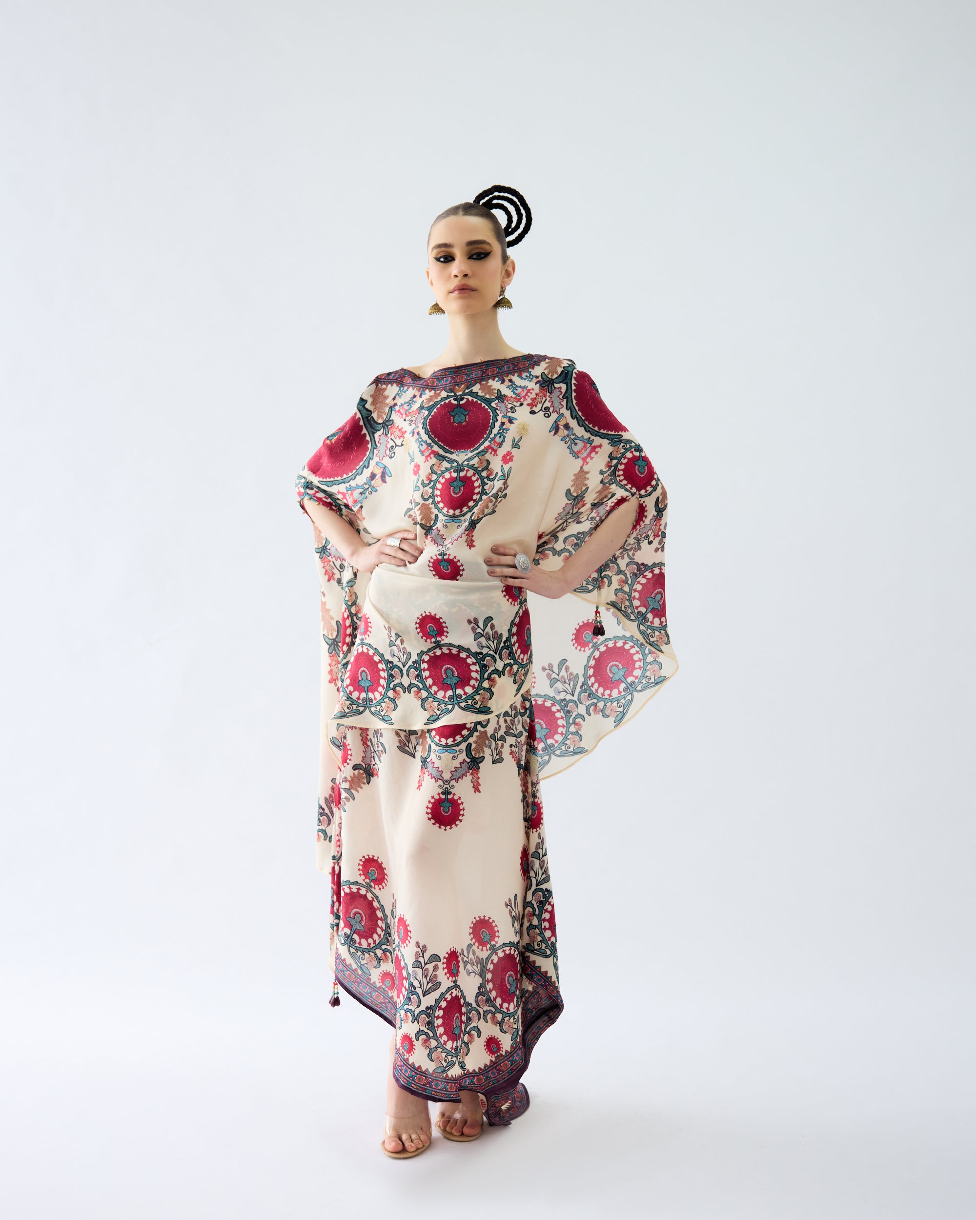 Bukhara : Kamini - Maroon