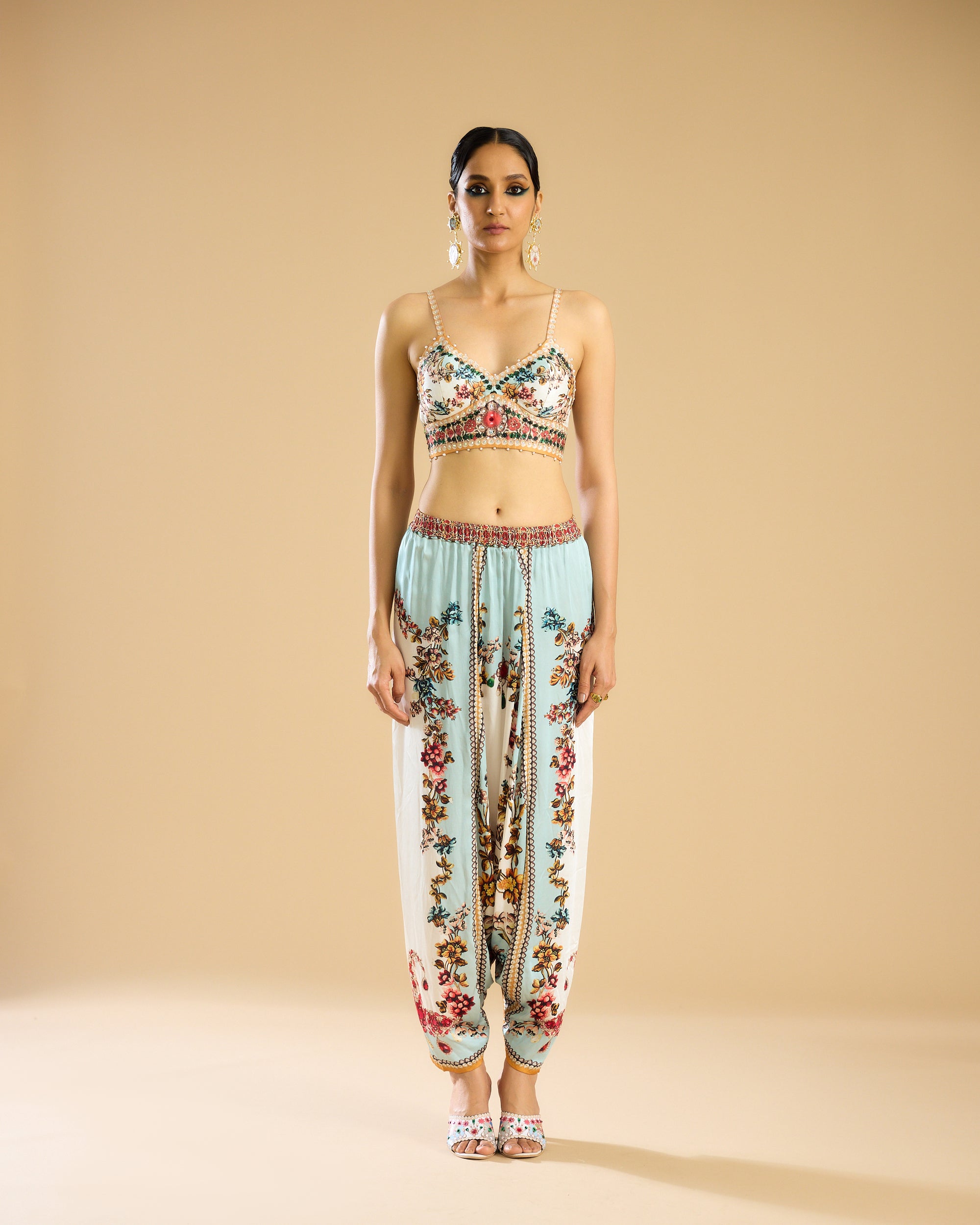 Nizam : Madina - Ivory/Aqua