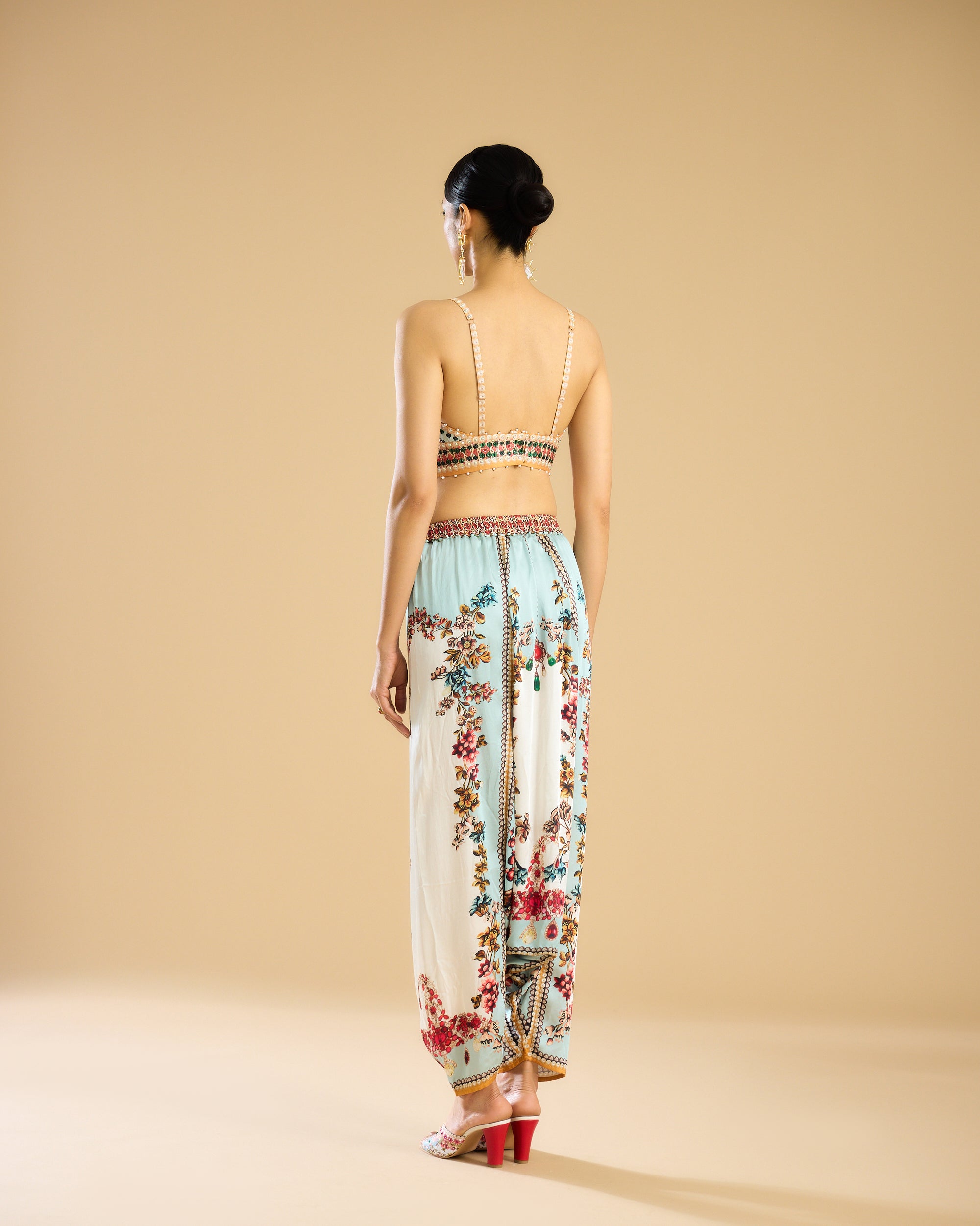 Nizam : Madina - Ivory/Aqua