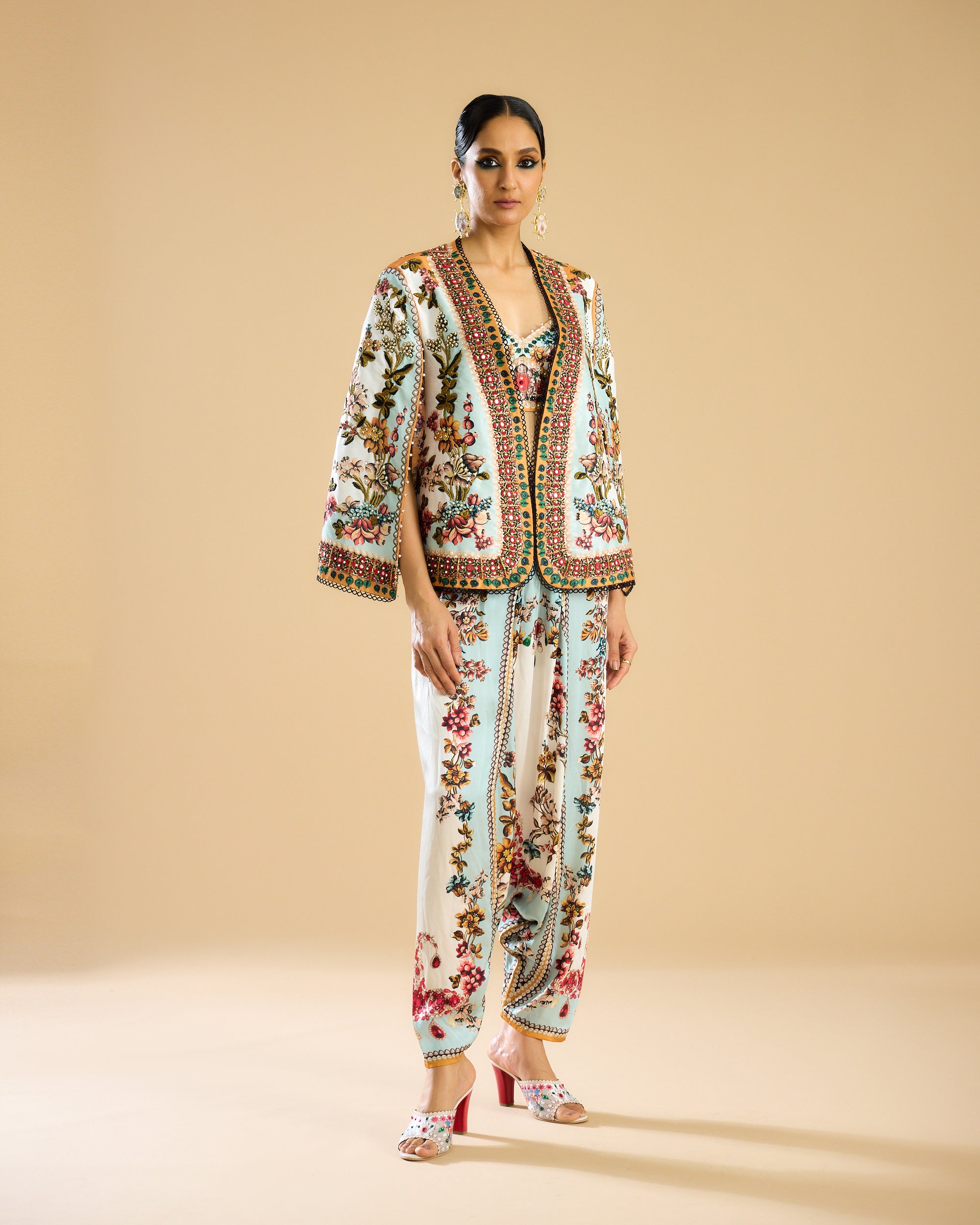 Nizam : Madina - Ivory/Aqua