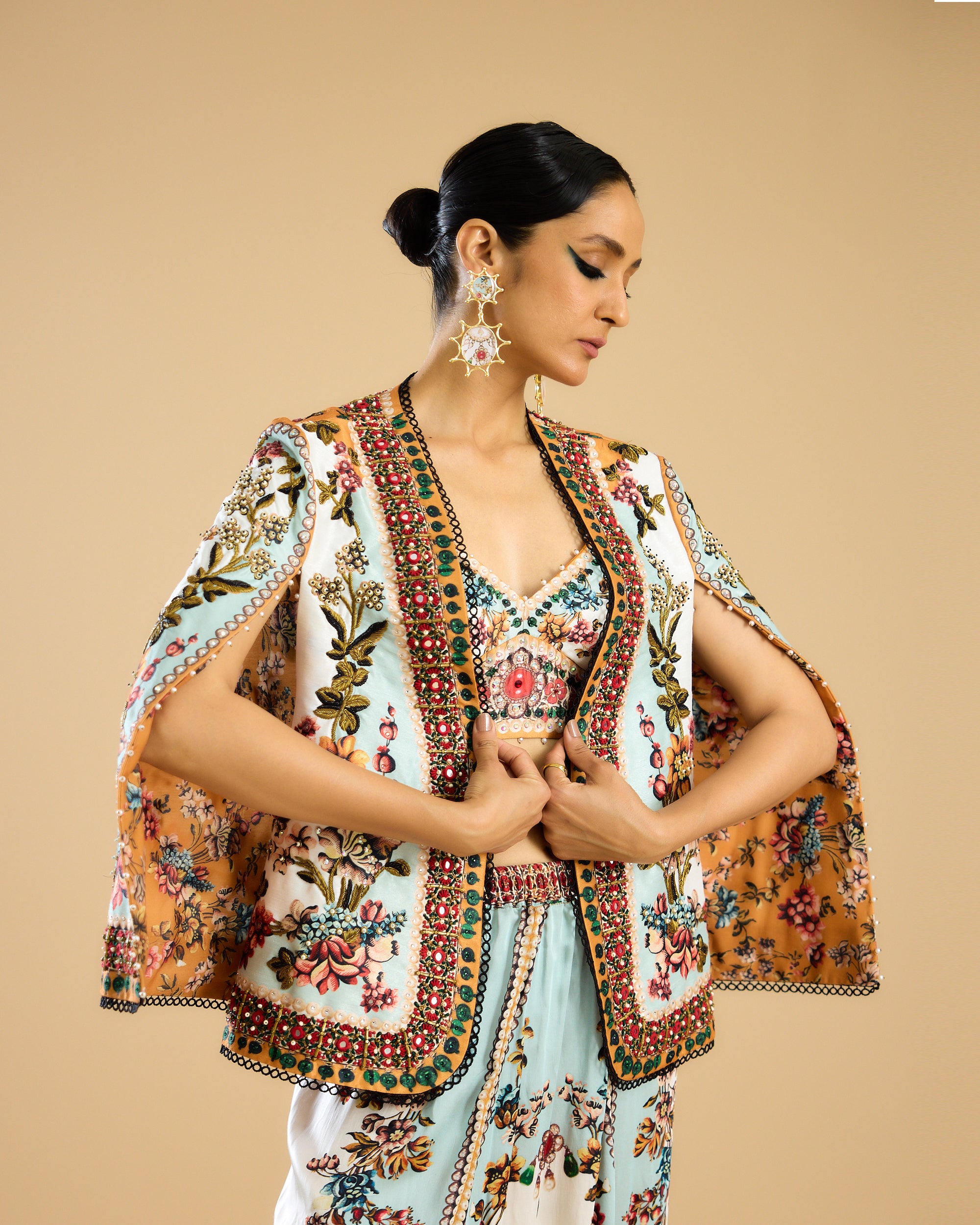 Nizam : Madina - Ivory/Aqua
