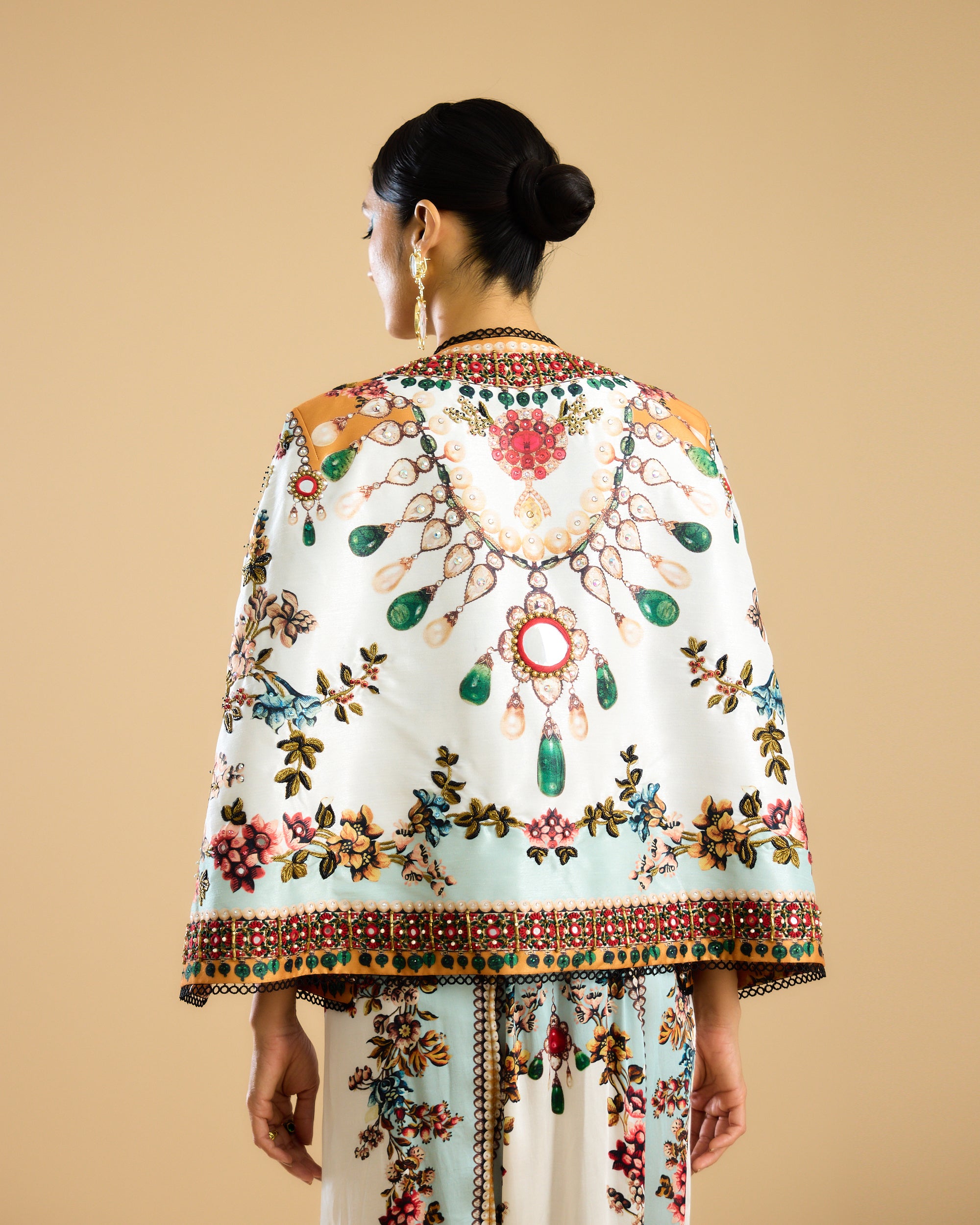 Nizam : Madina - Ivory/Aqua