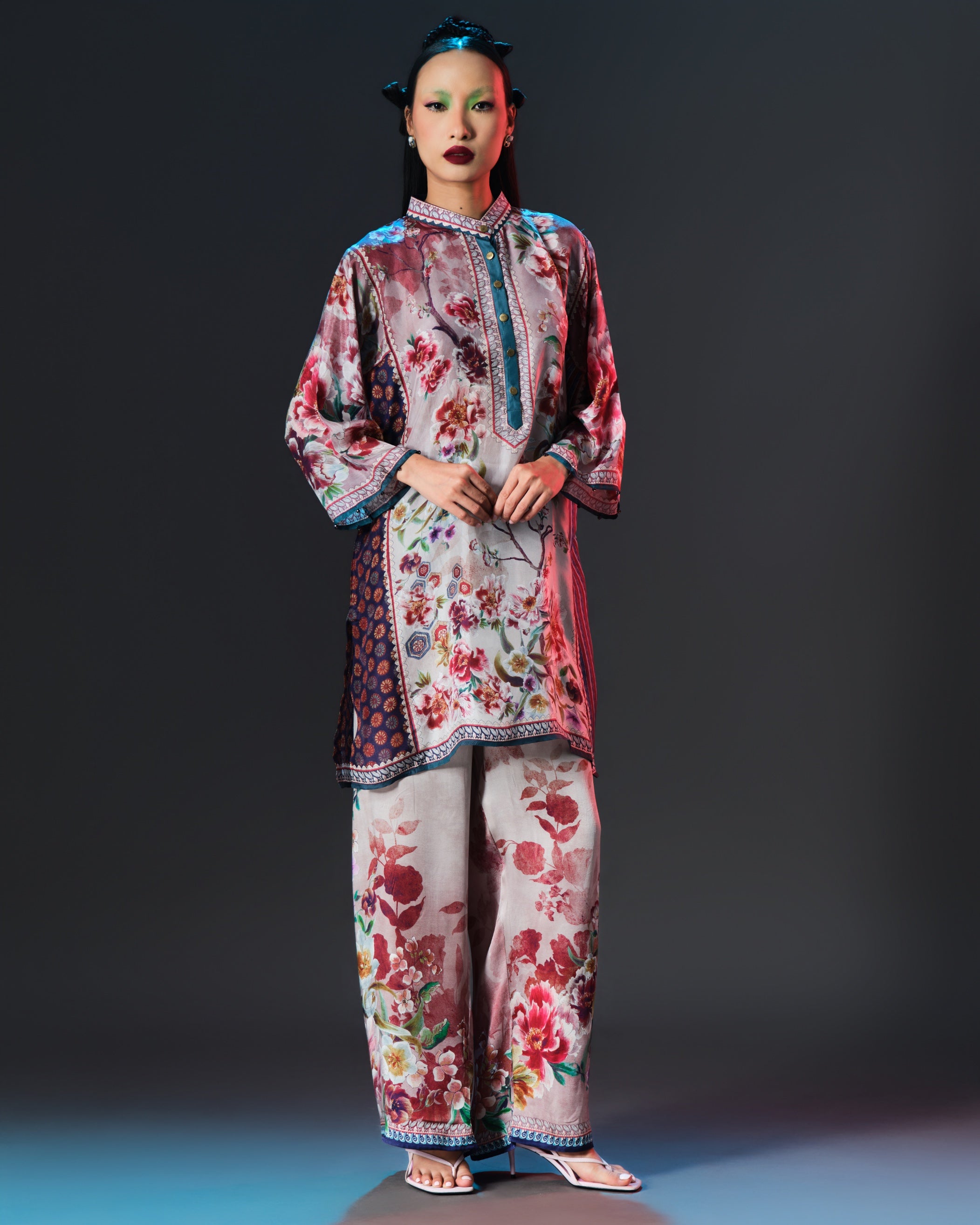 Ikebana : Ghazal - Beige