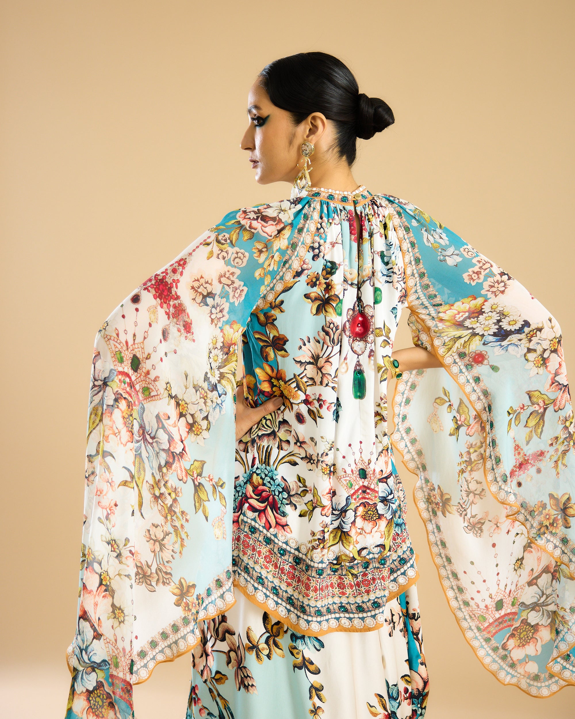 Nizam : Misba - Ivory/Aqua
