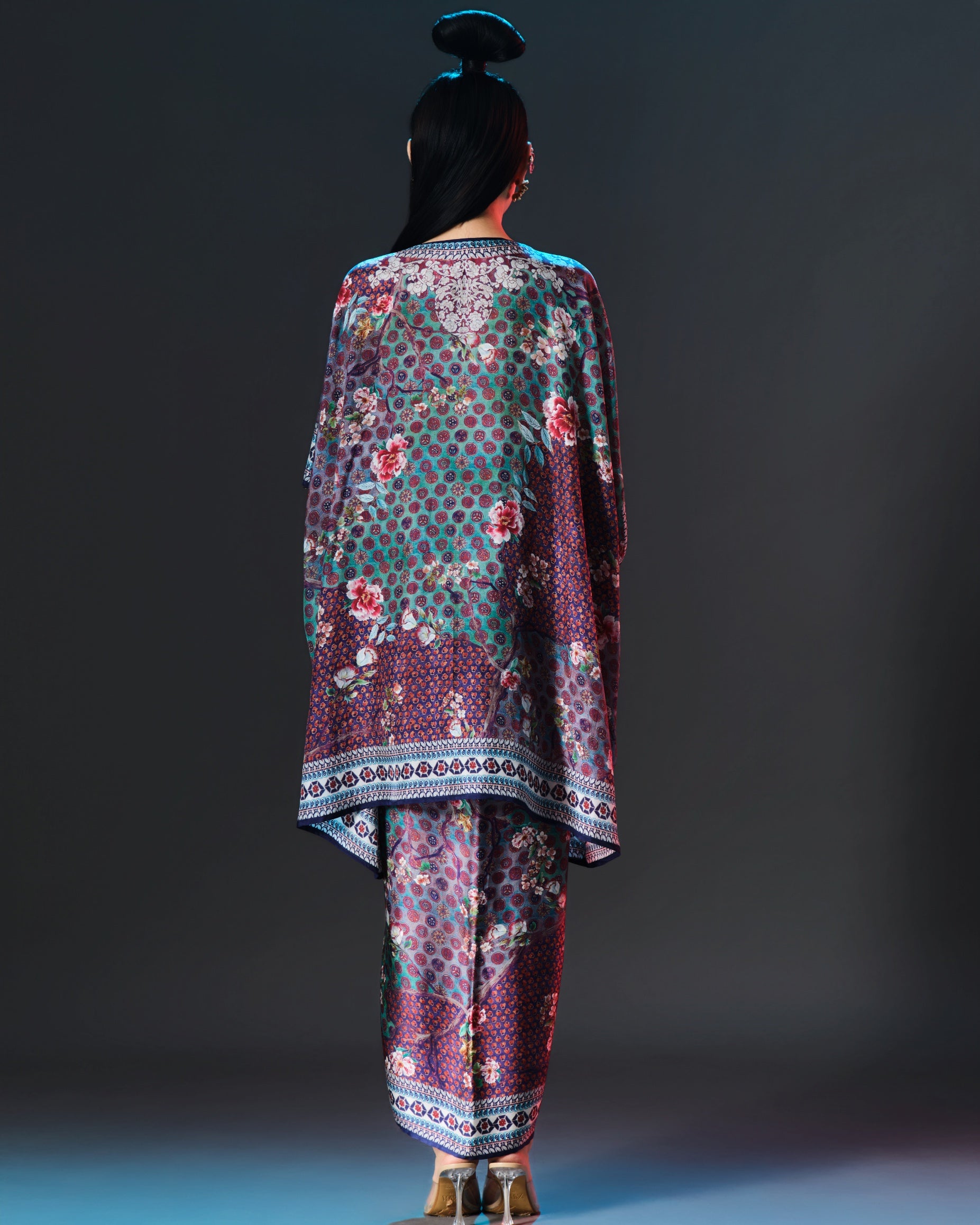 Ikebana : Maya/Indonesia - Multi