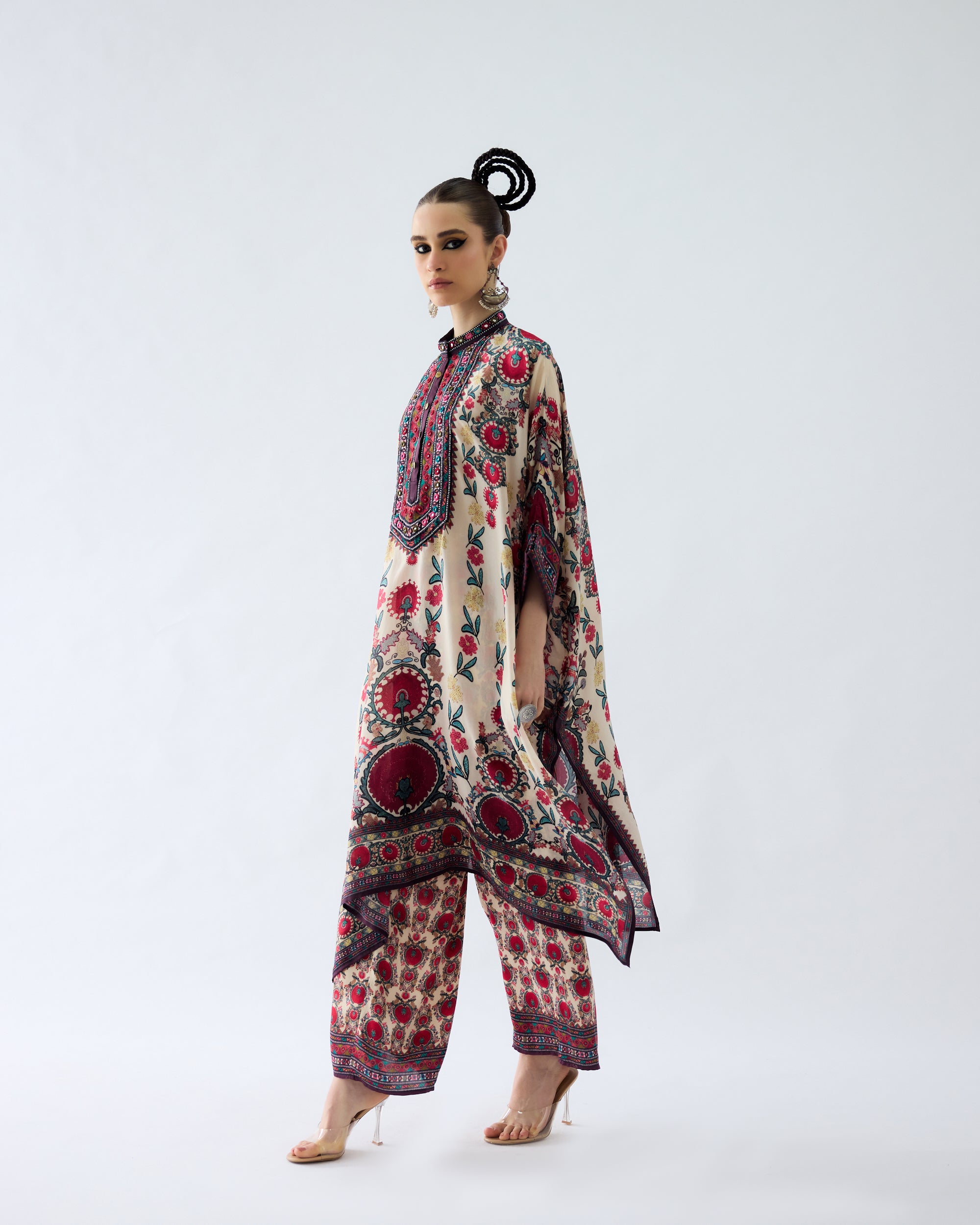 Bukhara : Chantelle - Maroon