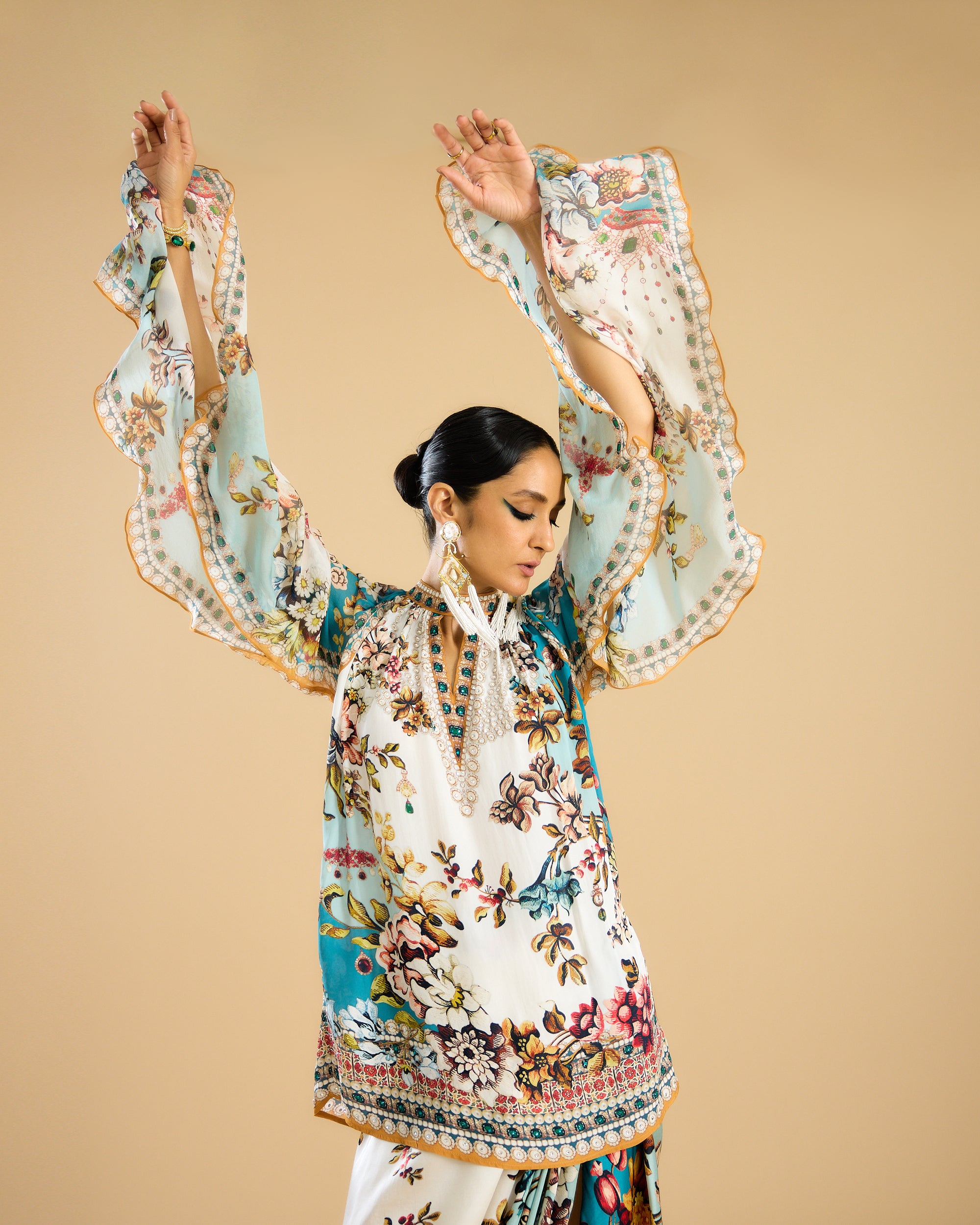 Nizam : Misba - Ivory/Aqua