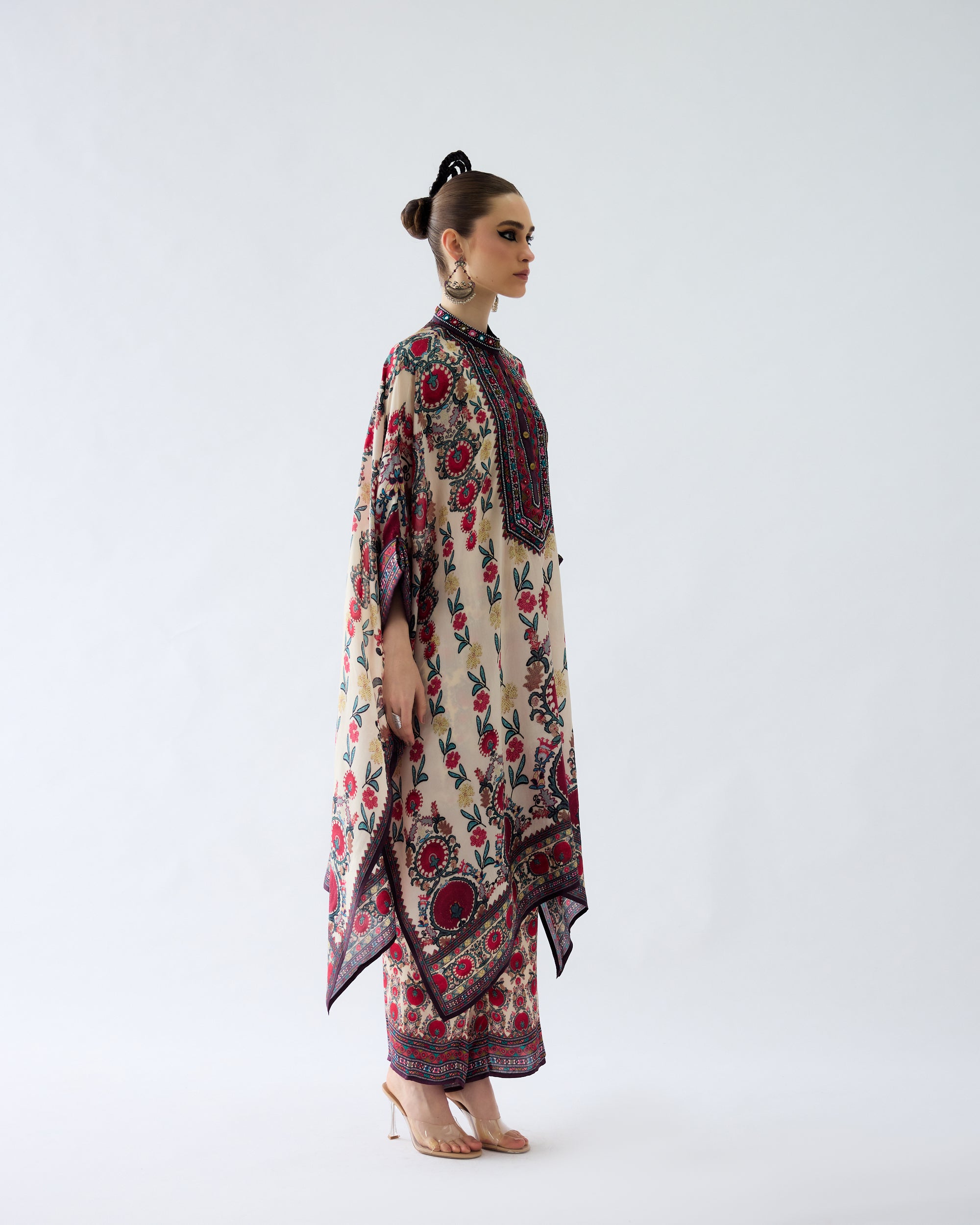 Bukhara : Chantelle - Maroon