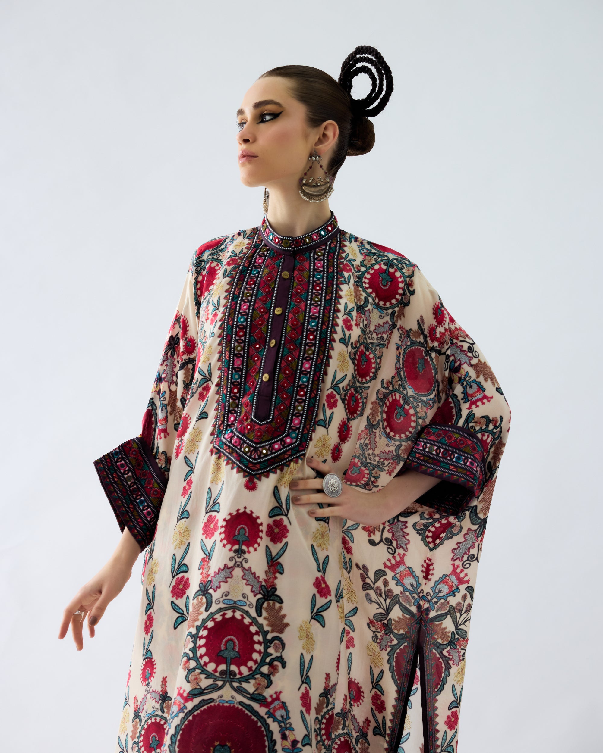 Bukhara : Chantelle - Maroon