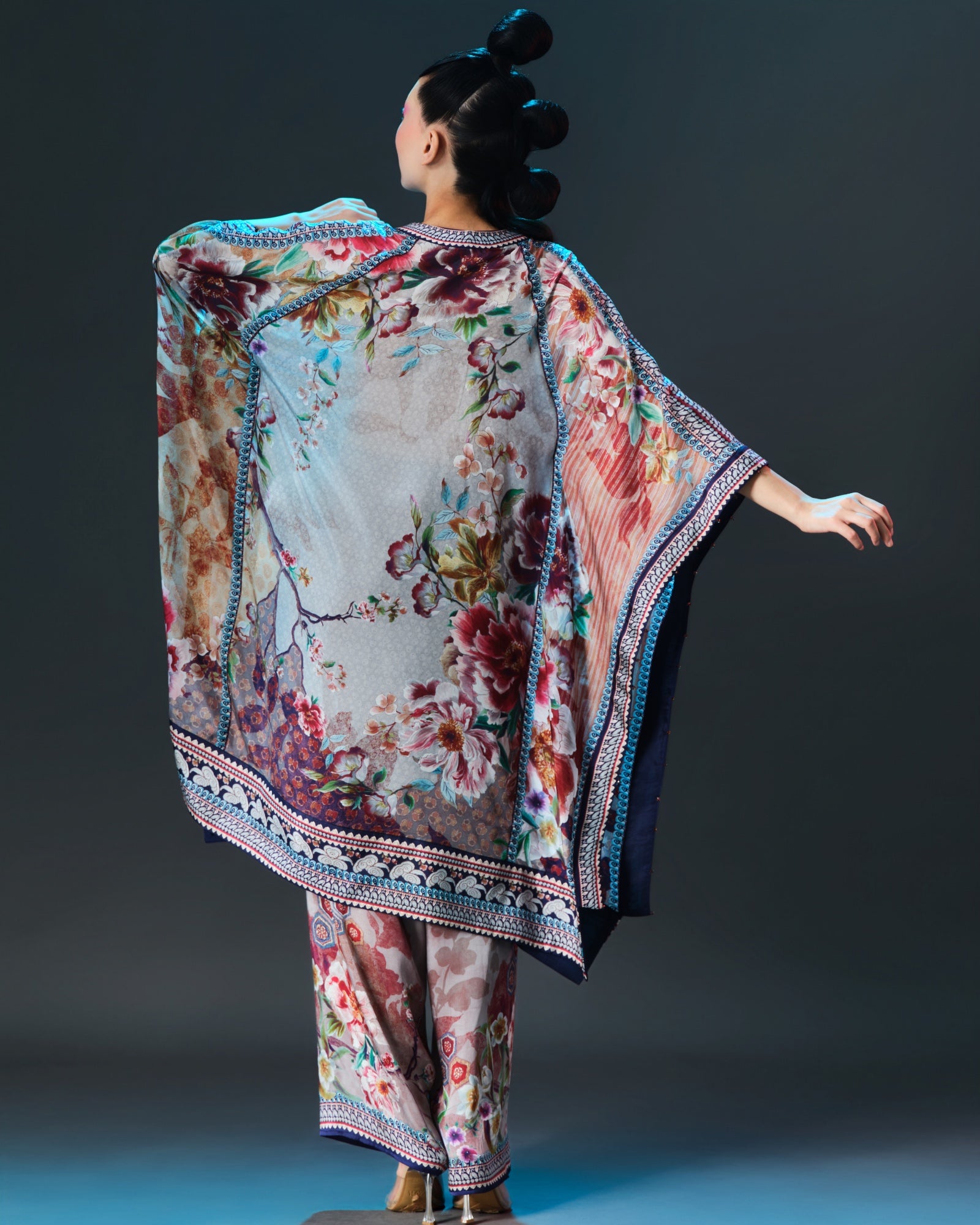 Ikebana : Ramona 40" - Beige