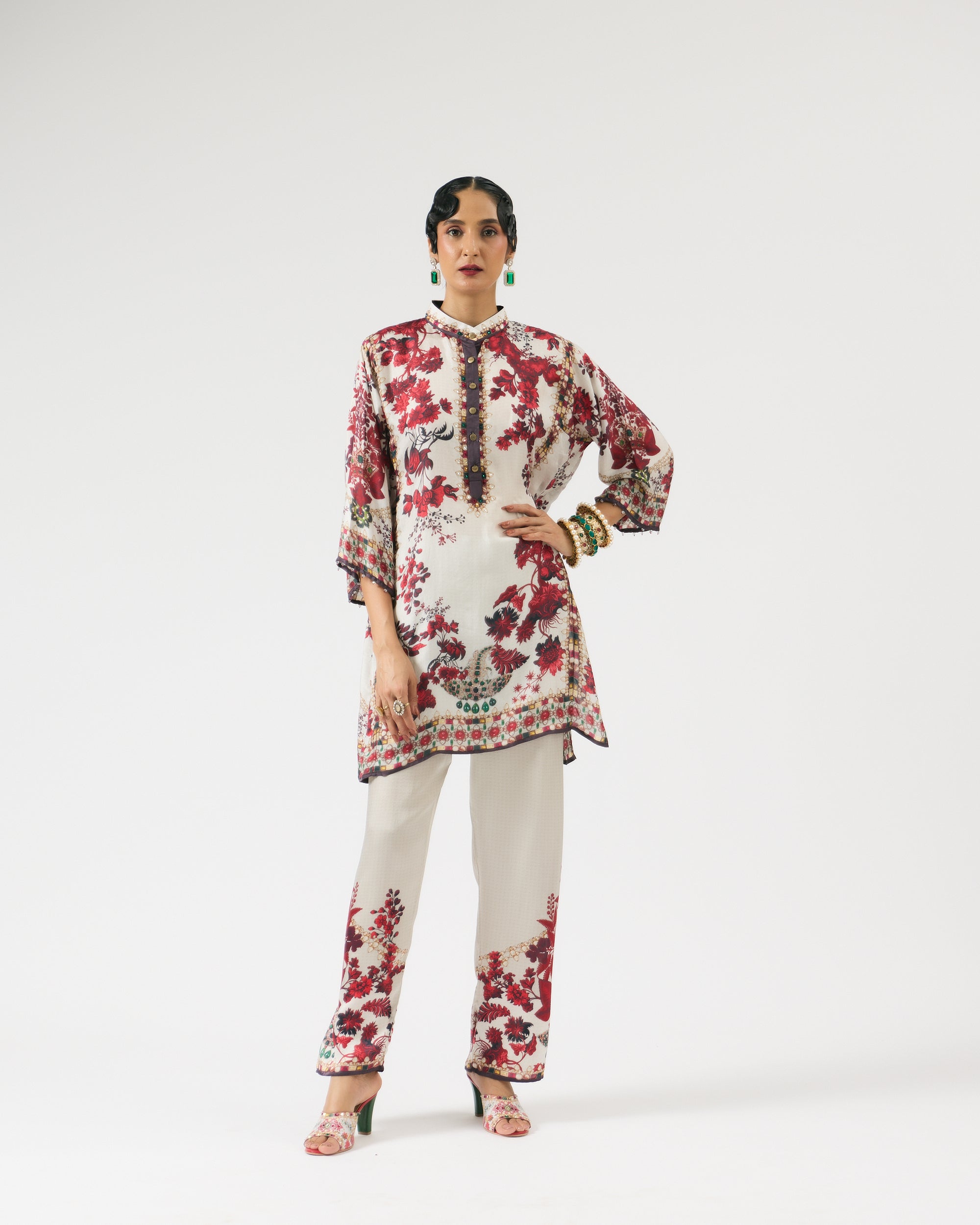 Nizam : Ghazal - Ivory/Red