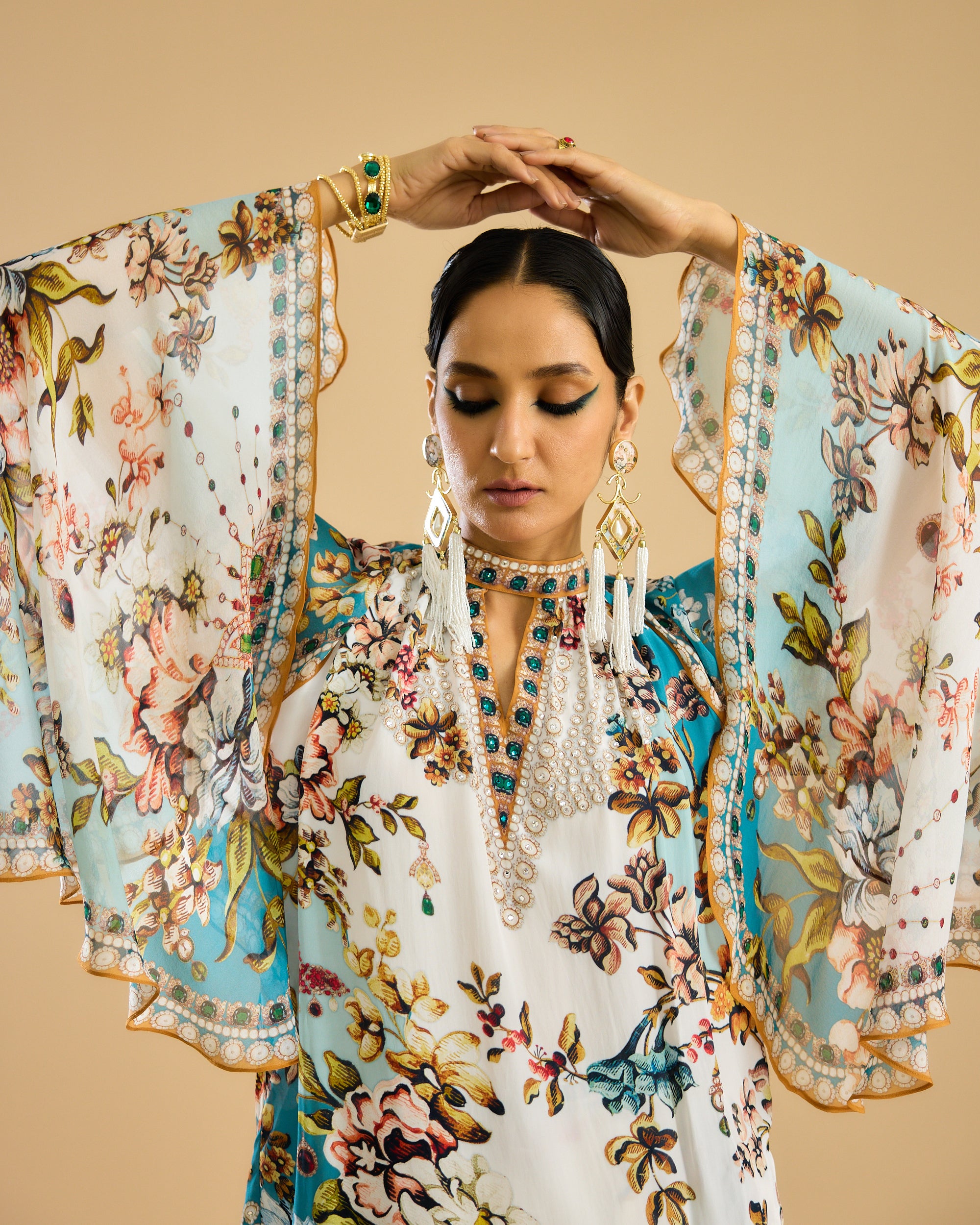 Nizam : Misba - Ivory/Aqua