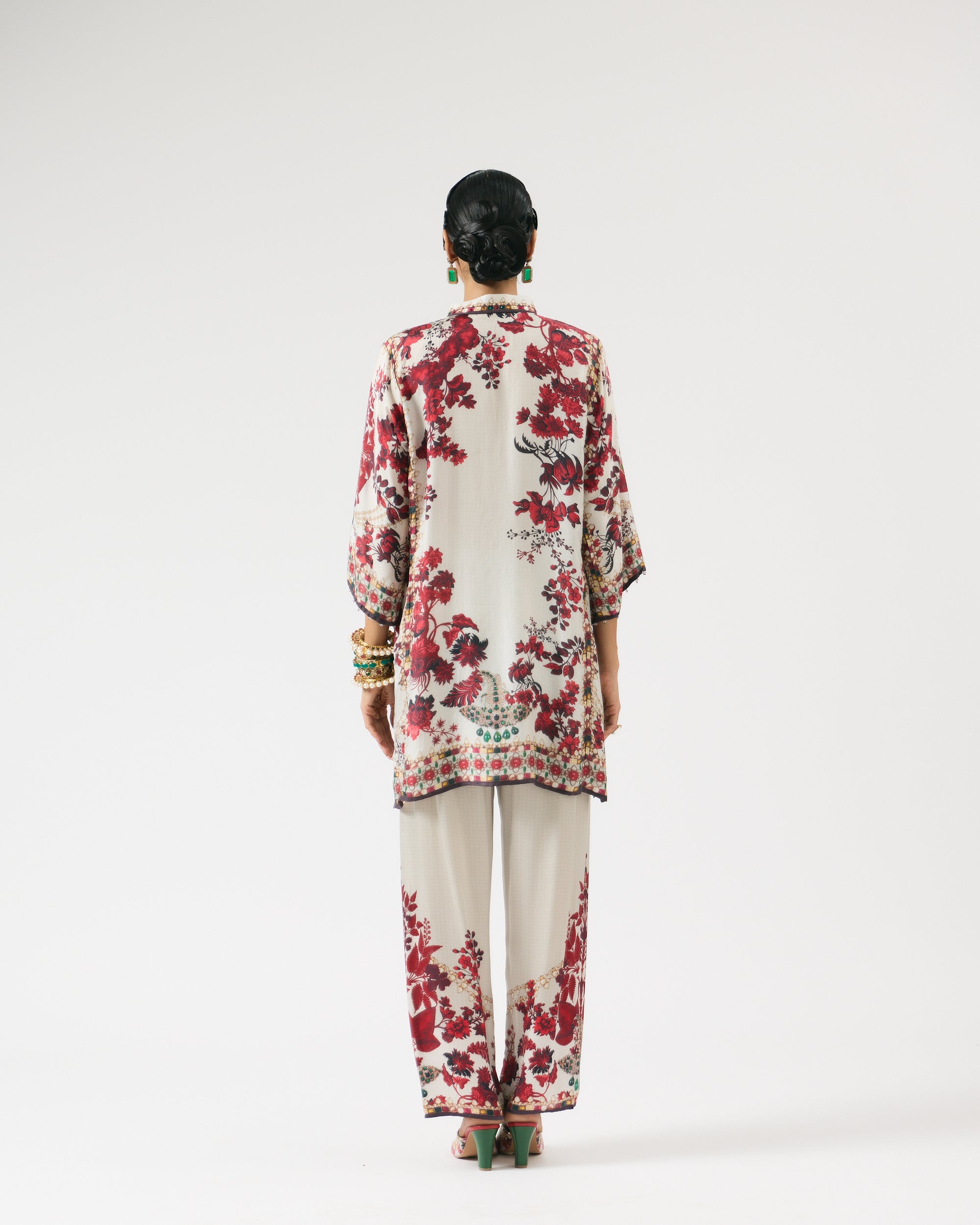 Nizam : Ghazal - Ivory/Red