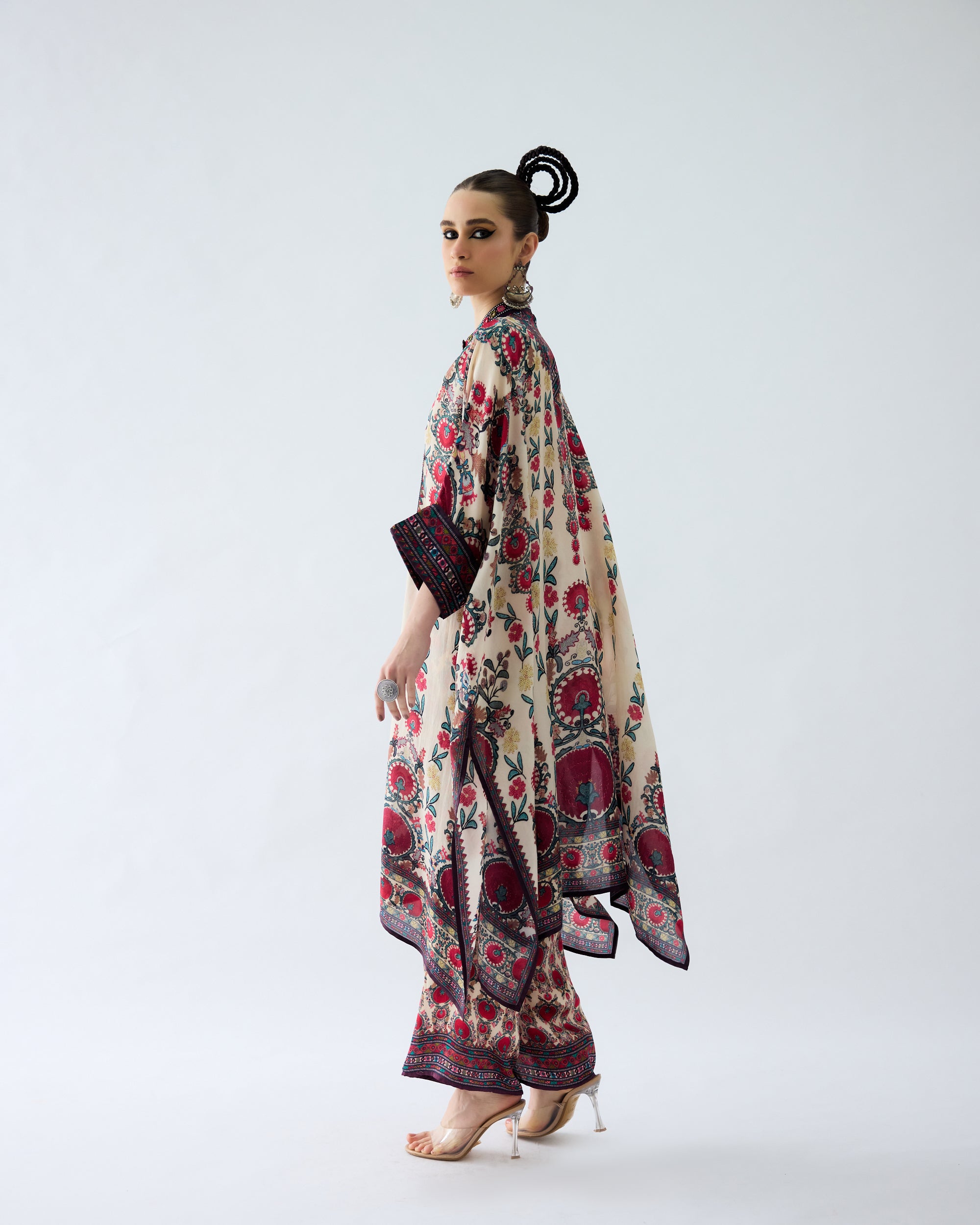 Bukhara : Chantelle - Maroon